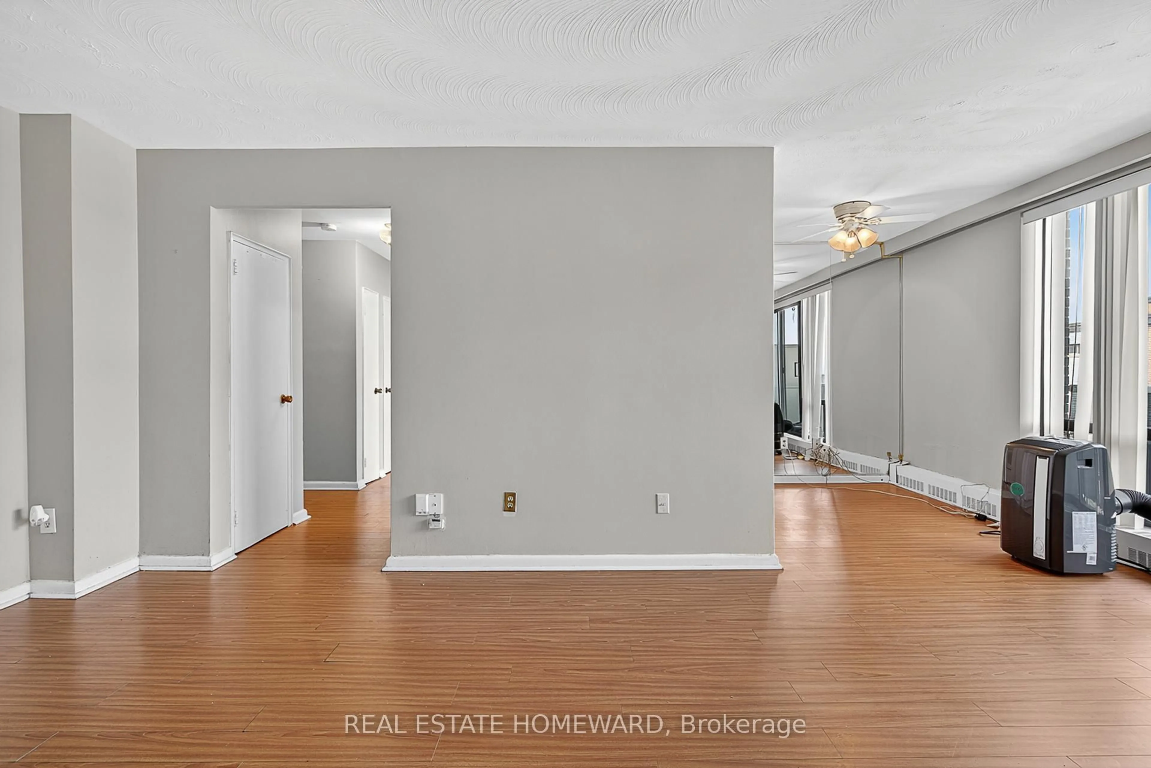 Unknown for 915 Midland Ave #708, Toronto Ontario M1K 4G1