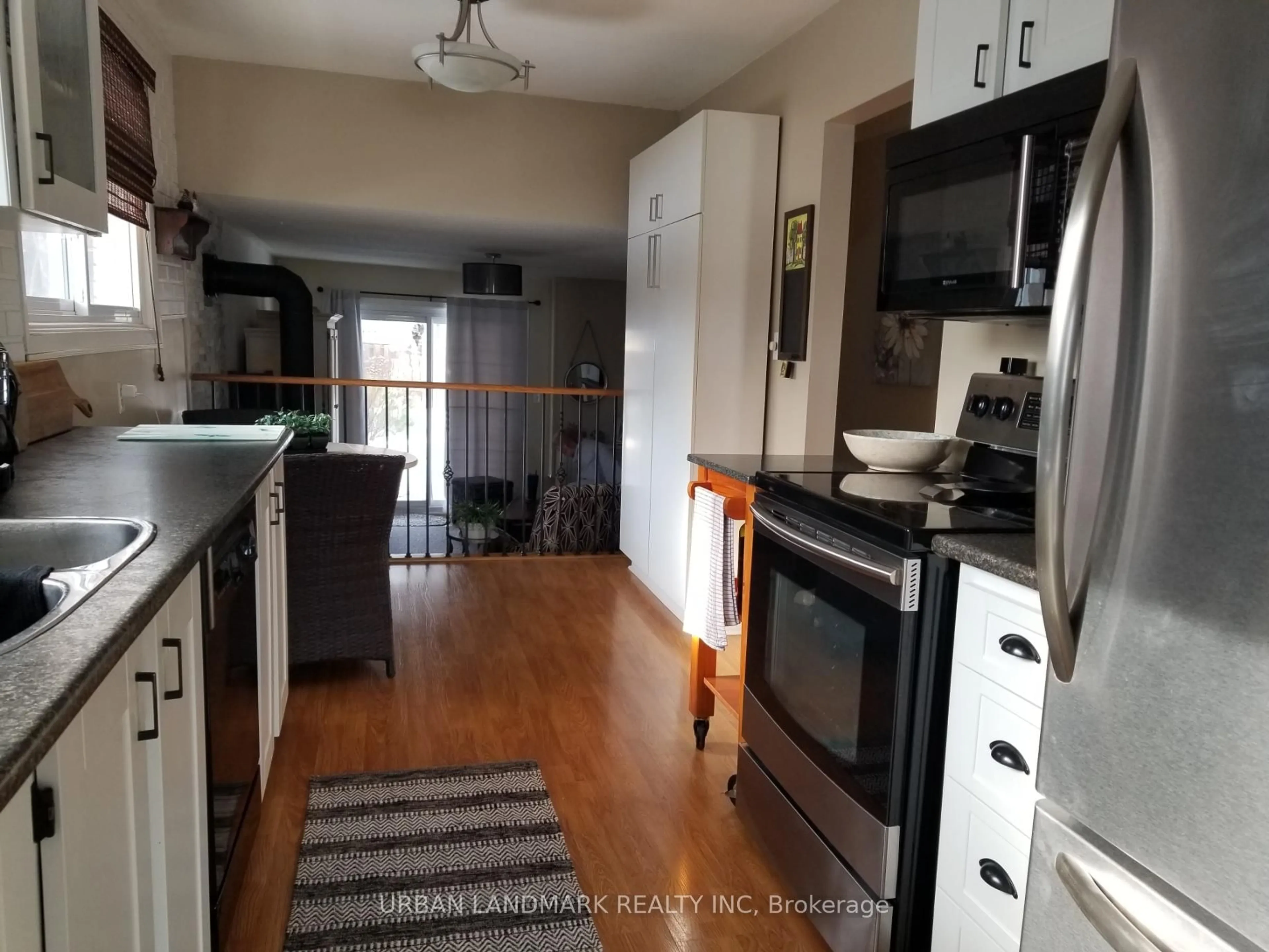 Unknown for 83 Lawrence Cres, Clarington Ontario L1C 3M7