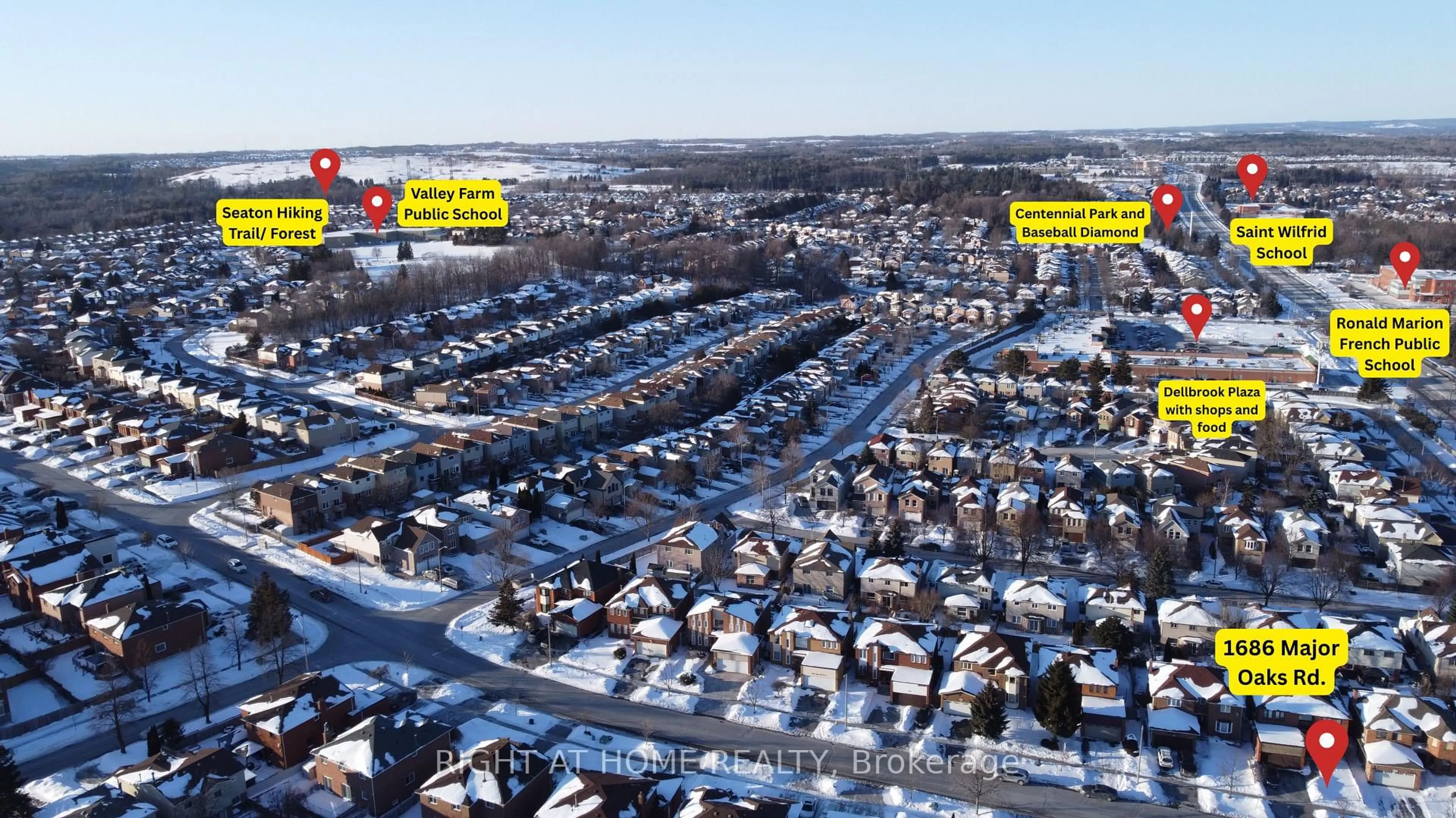 A pic from outside/outdoor area/front of a property/back of a property/a pic from drone, street for 1686 Major Oaks Rd, Pickering Ontario L1X 1X1