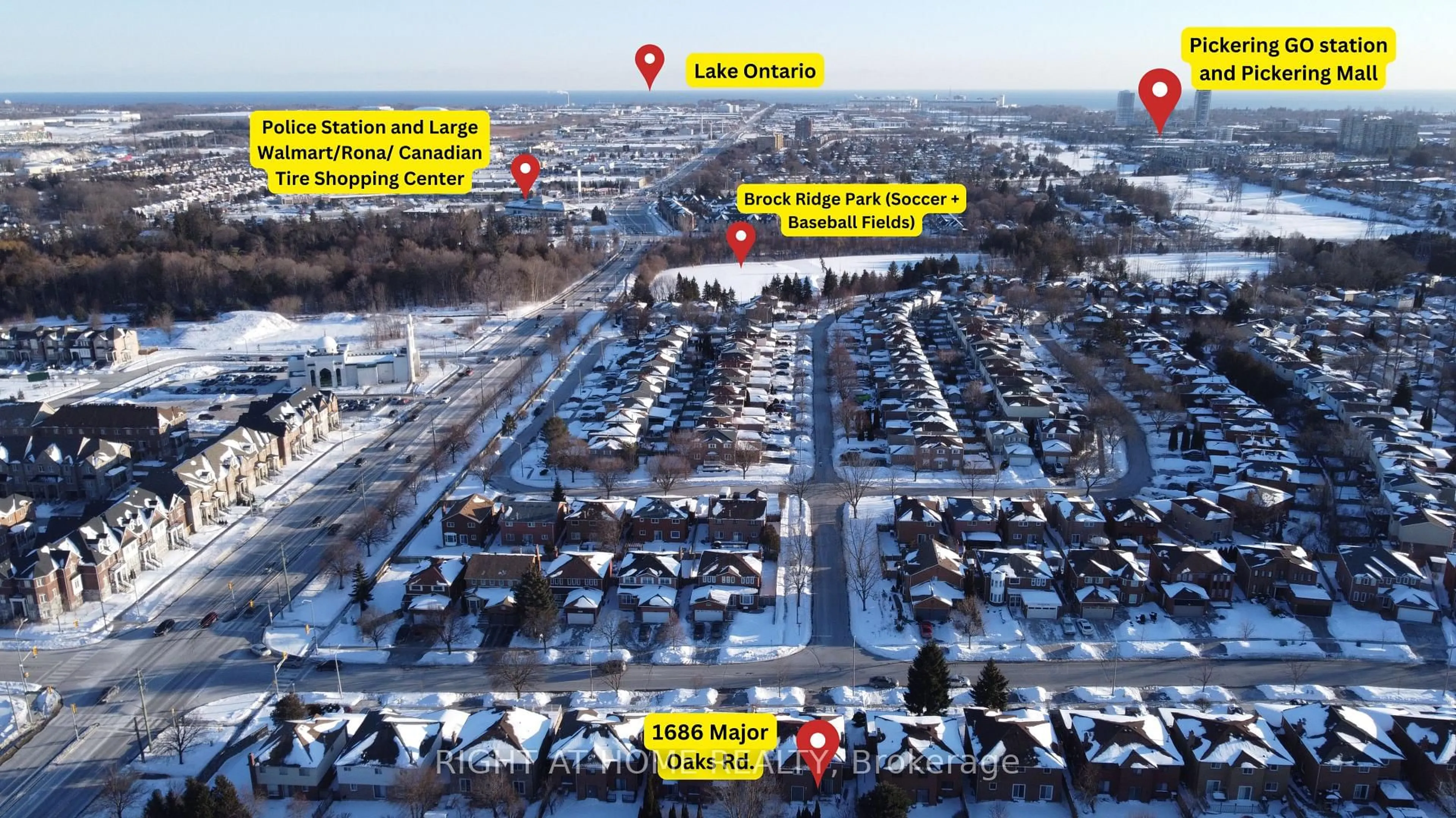 A pic from outside/outdoor area/front of a property/back of a property/a pic from drone, street for 1686 Major Oaks Rd, Pickering Ontario L1X 1X1