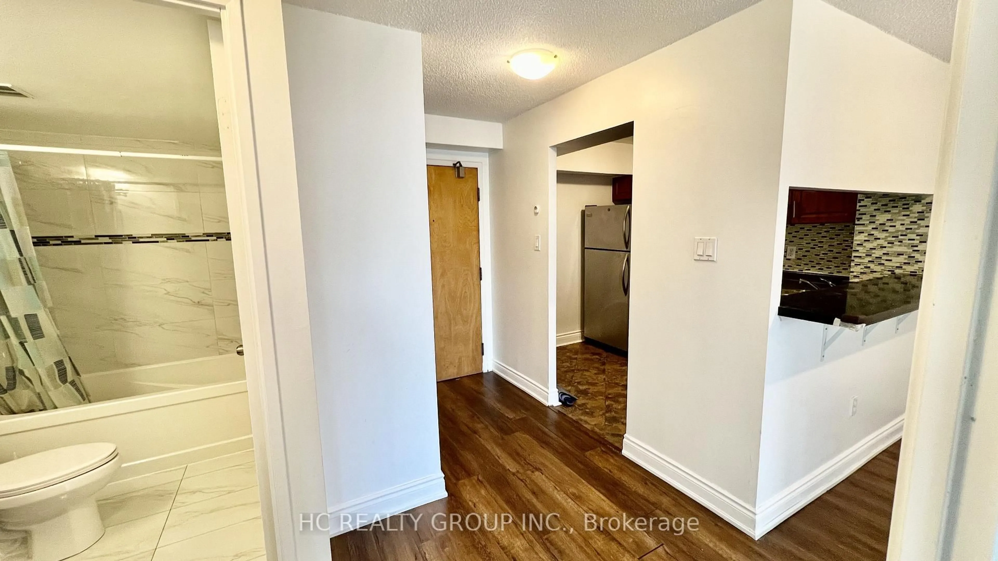 A pic of a room for 3050 Ellesmere Rd #609, Toronto Ontario M1E 5E6