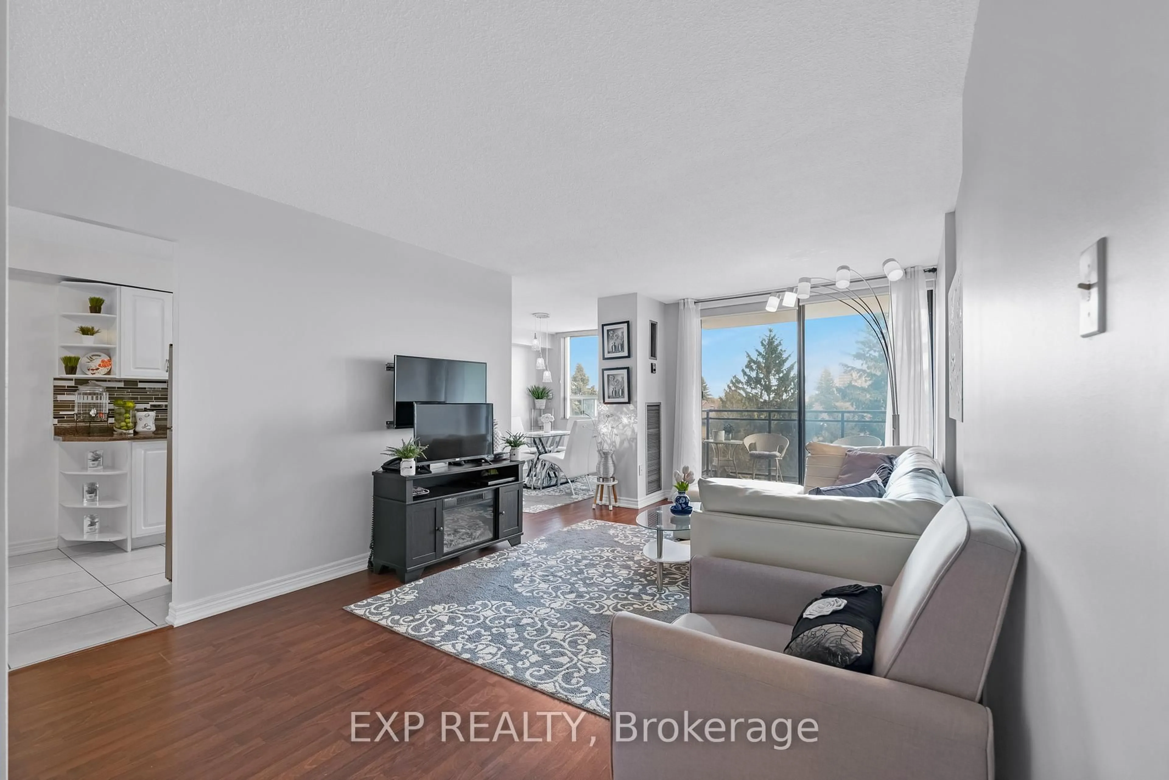 Unknown for 121 Trudelle St #411, Toronto Ontario M1J 3K4