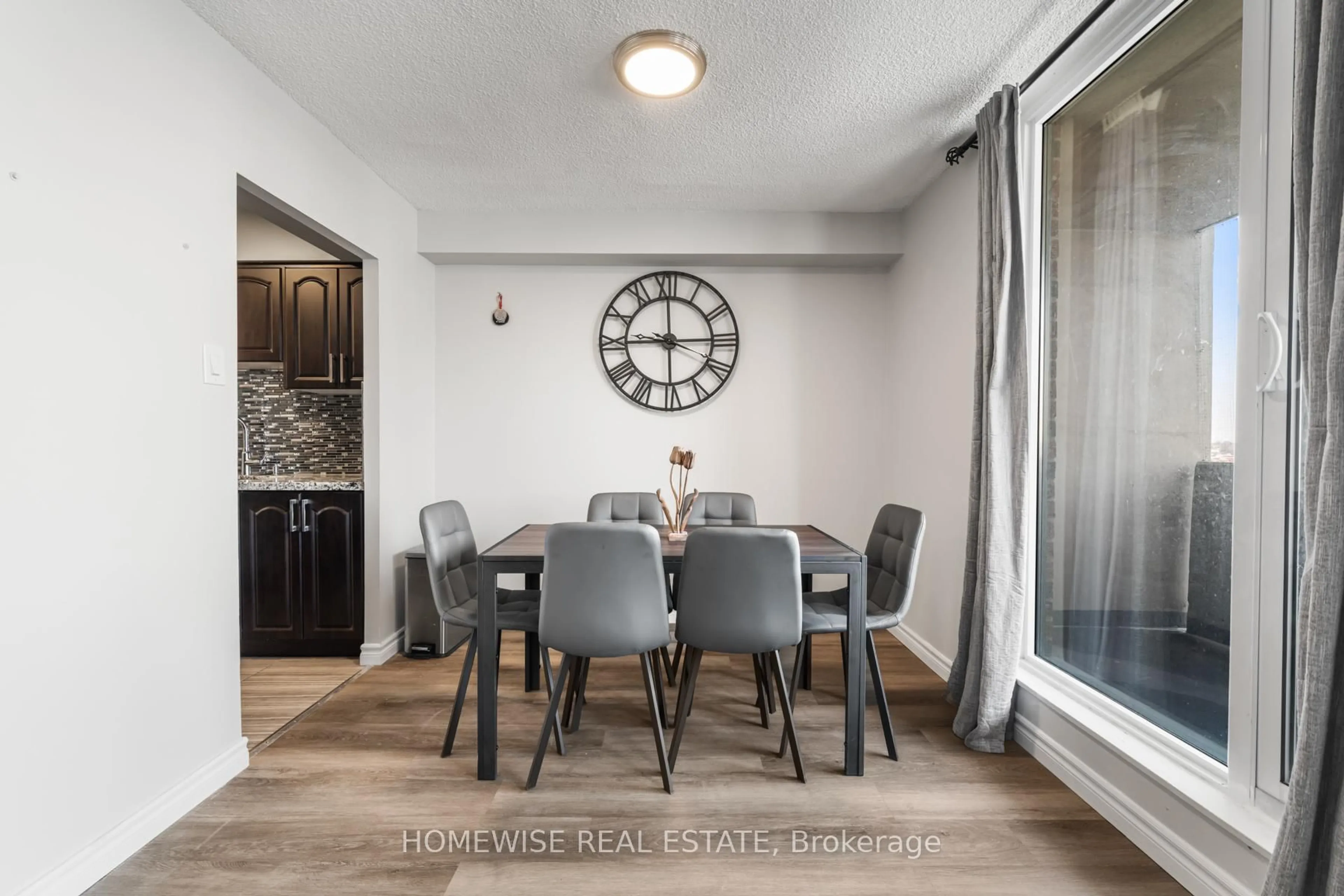 Dining room, ceramic/tile floor for 100 Prudential Dr #909, Toronto Ontario M1P 4V4