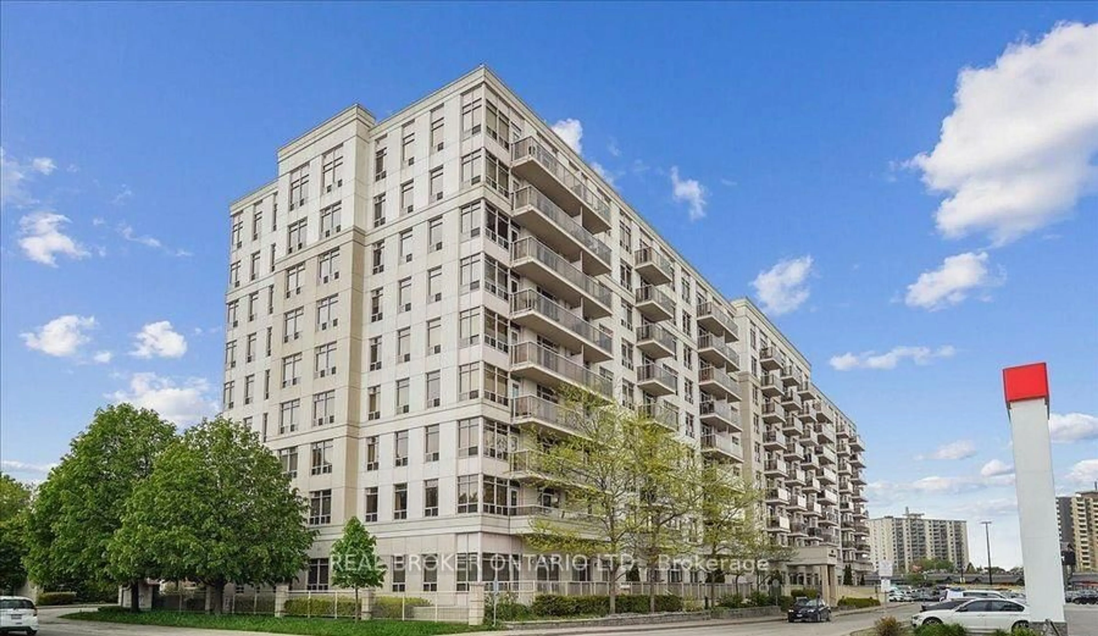 Patio, building for 3650 Kingston Rd #926, Toronto Ontario M1M 3X9