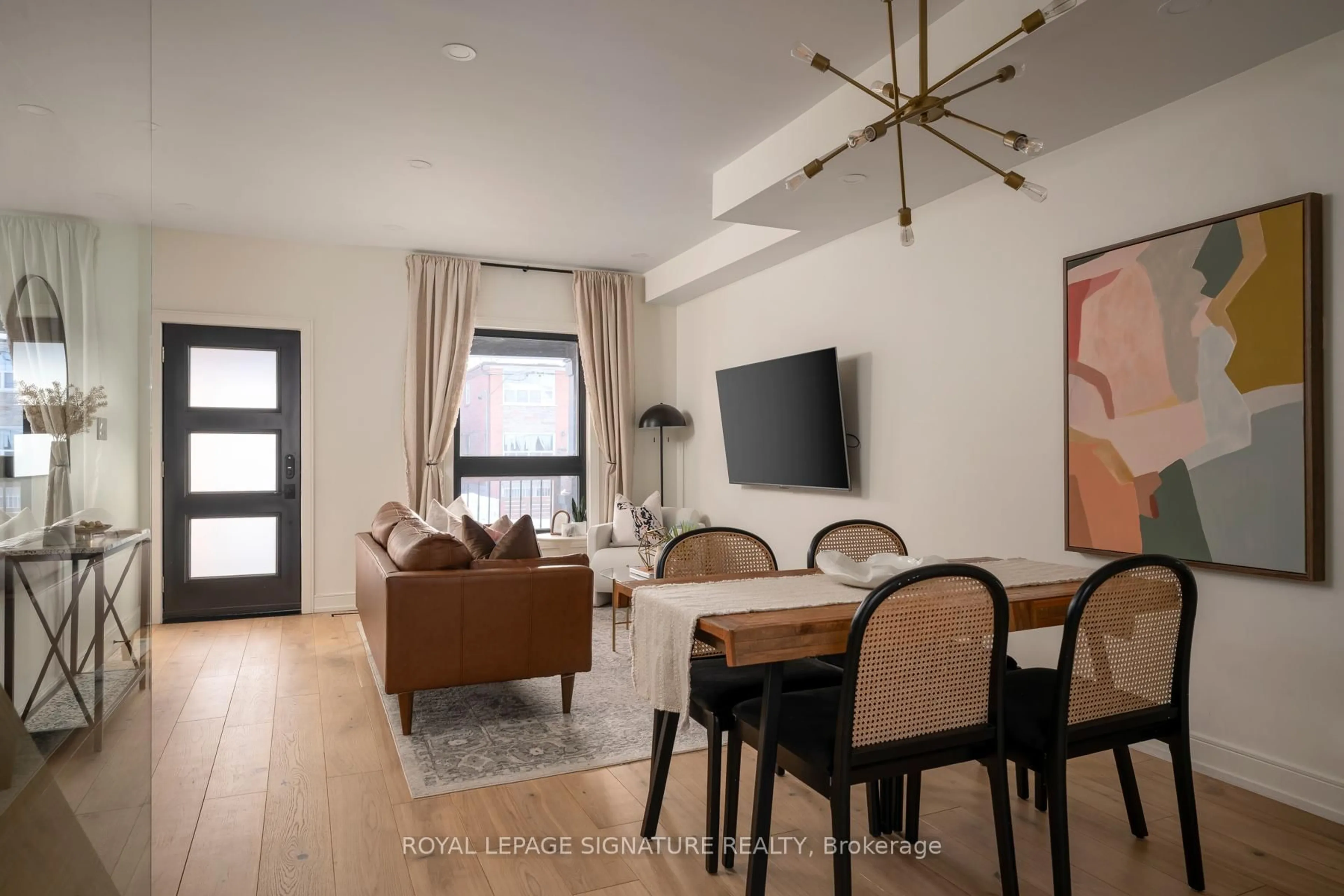 Unknown for 26 Pape Ave, Toronto Ontario M4M 2V6