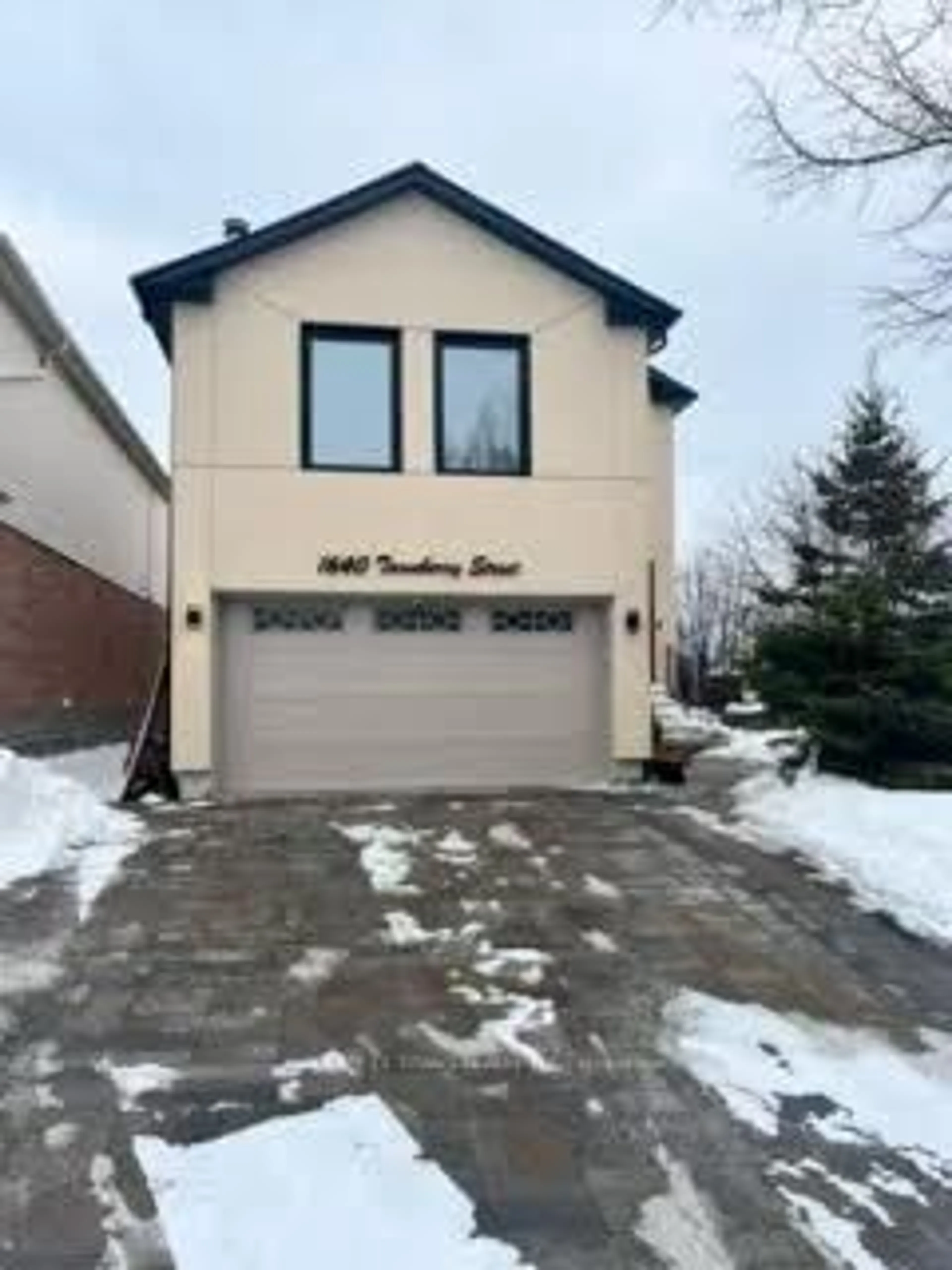 Unknown for 1640 Tawnberry St, Pickering Ontario L1X 2C2