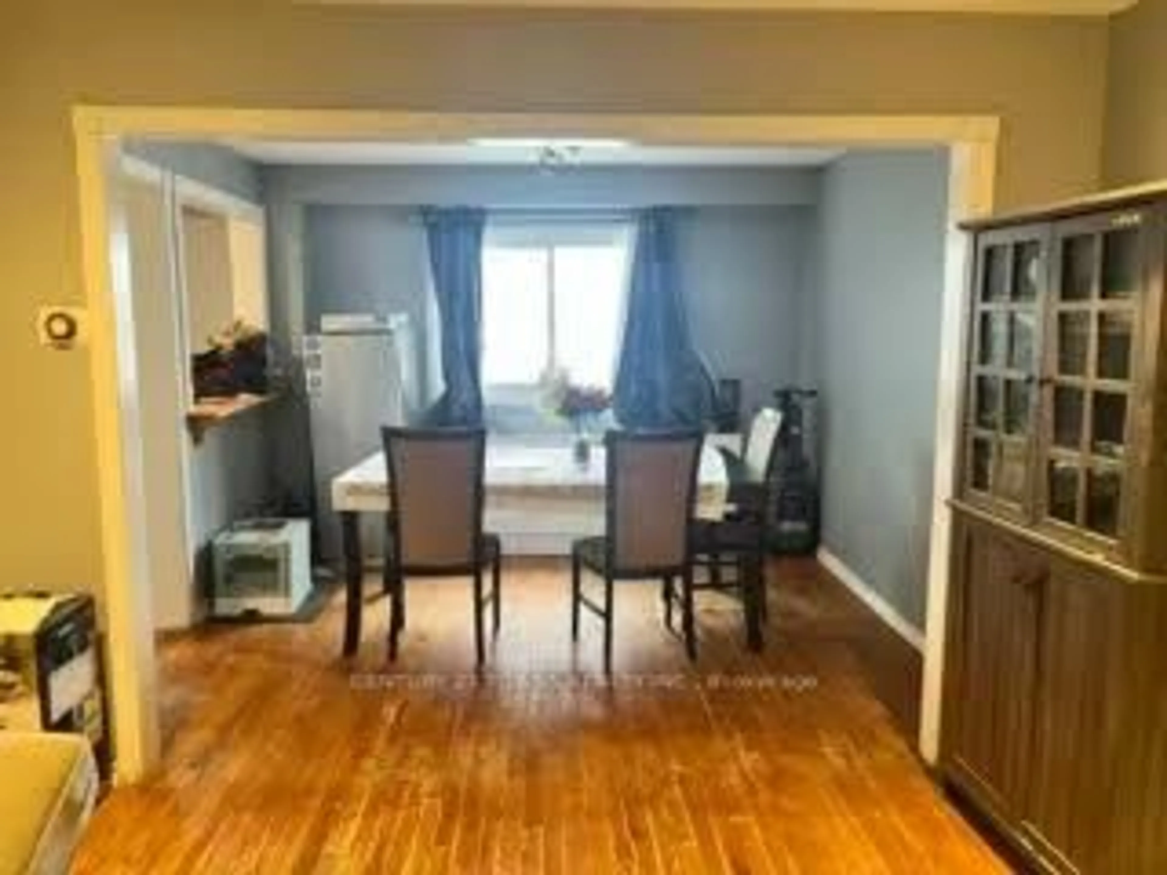 A pic of a room for 1640 Tawnberry St, Pickering Ontario L1X 2C2