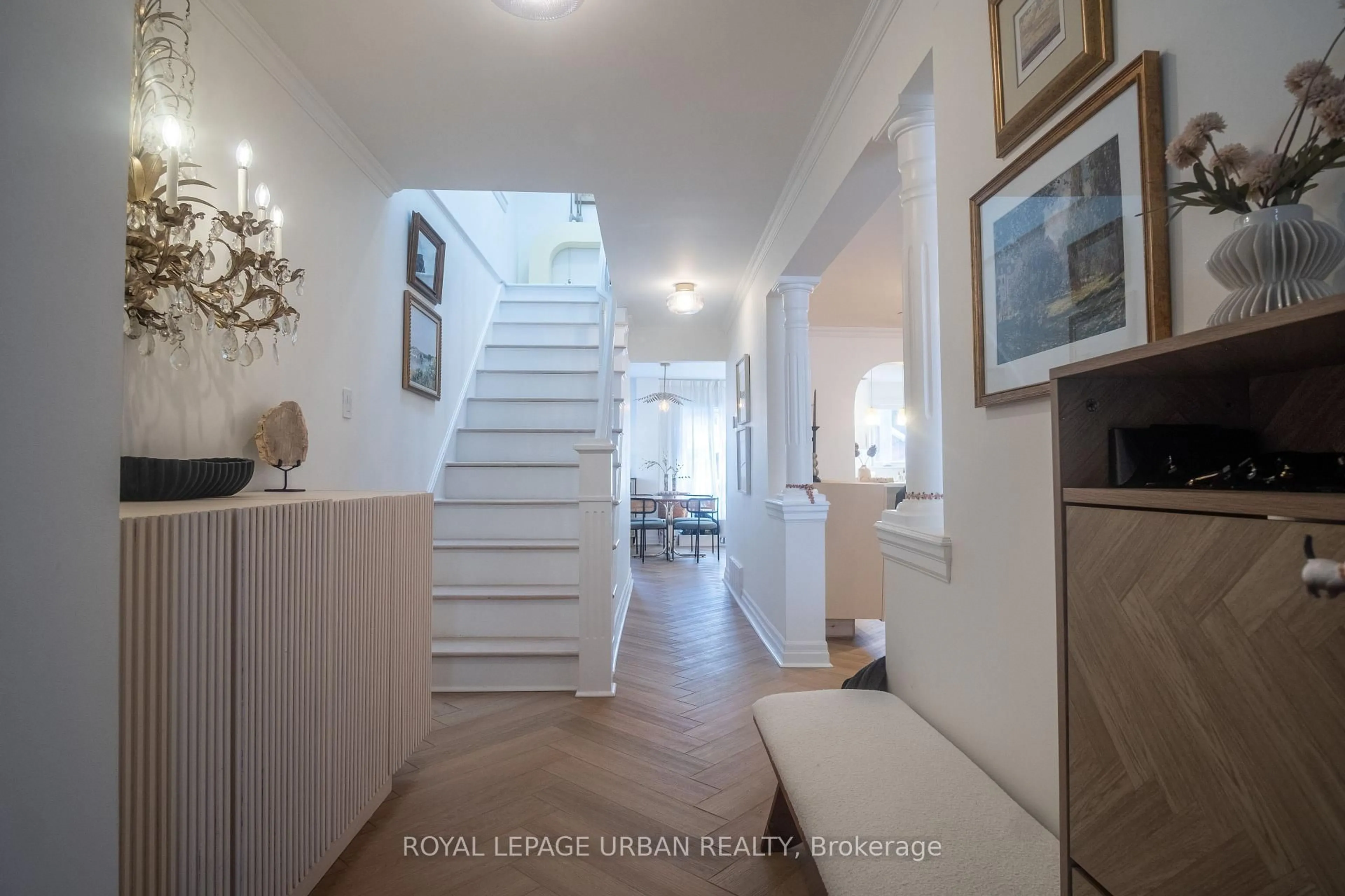 Indoor entryway for 153 Craven Rd, Toronto Ontario M4L 2Z4