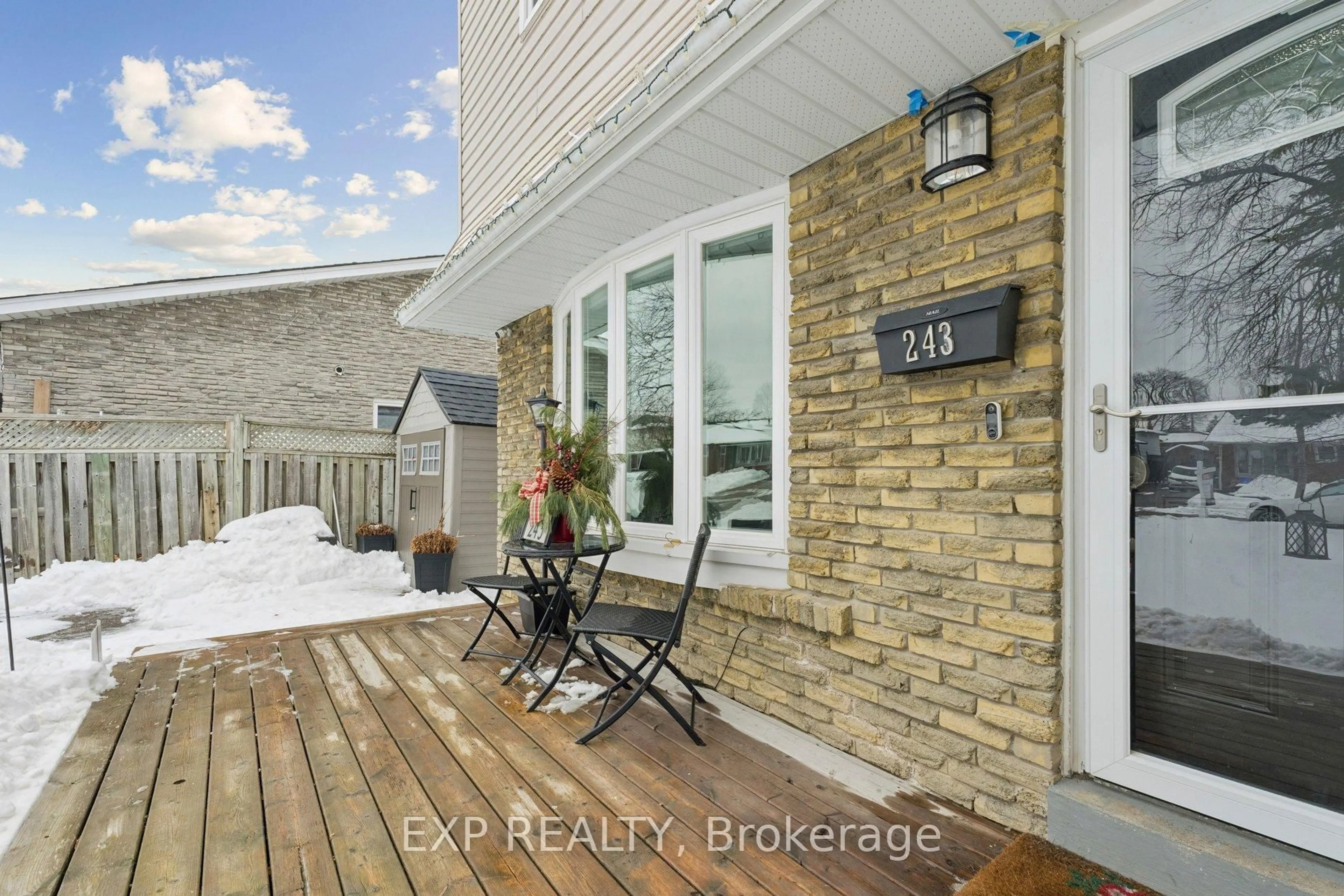 Patio, unknown for 243 Coventry Crt, Oshawa Ontario L1G 6H4