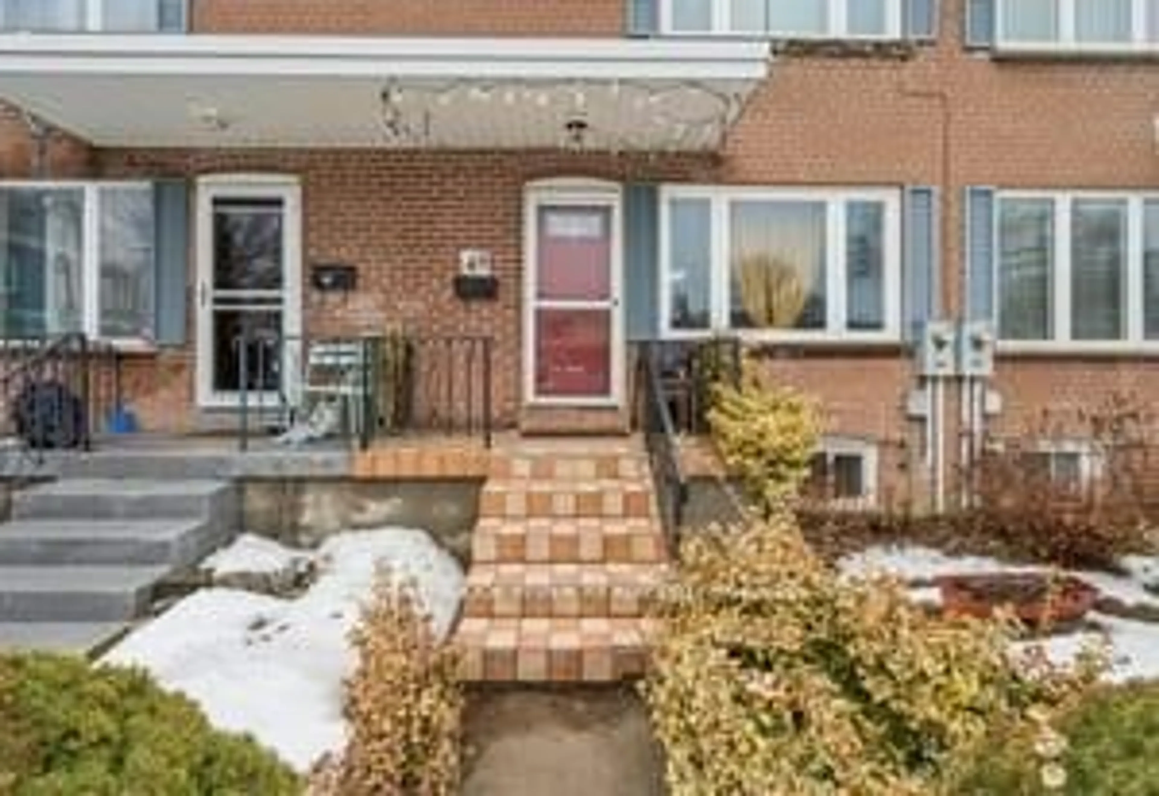 Home with brick exterior material, street for 740 Kennedy Rd #49, Toronto Ontario M1K 2C5