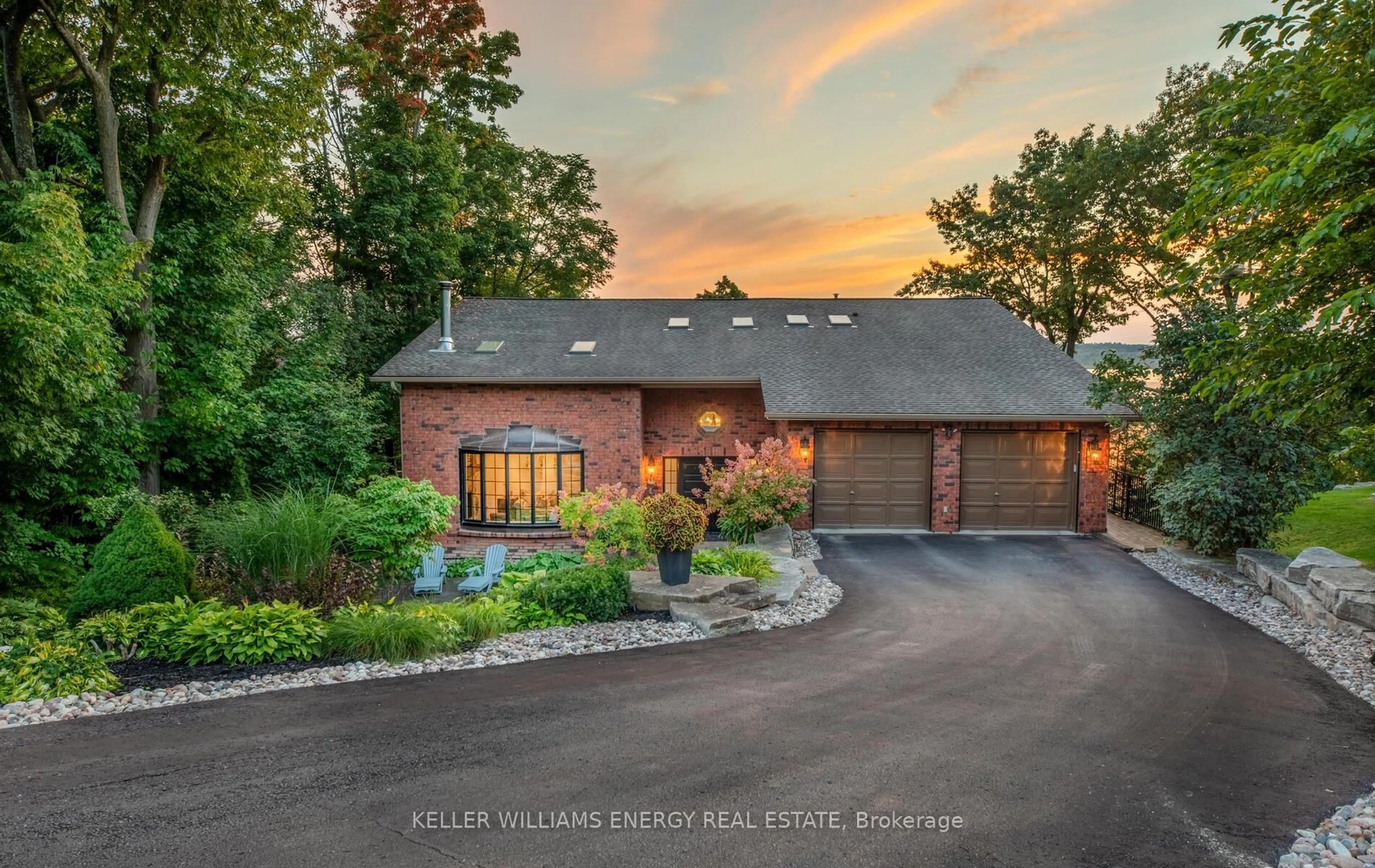 Home with brick exterior material, water/lake/river/ocean view for 12 Pettet Dr, Scugog Ontario L9L 1B4