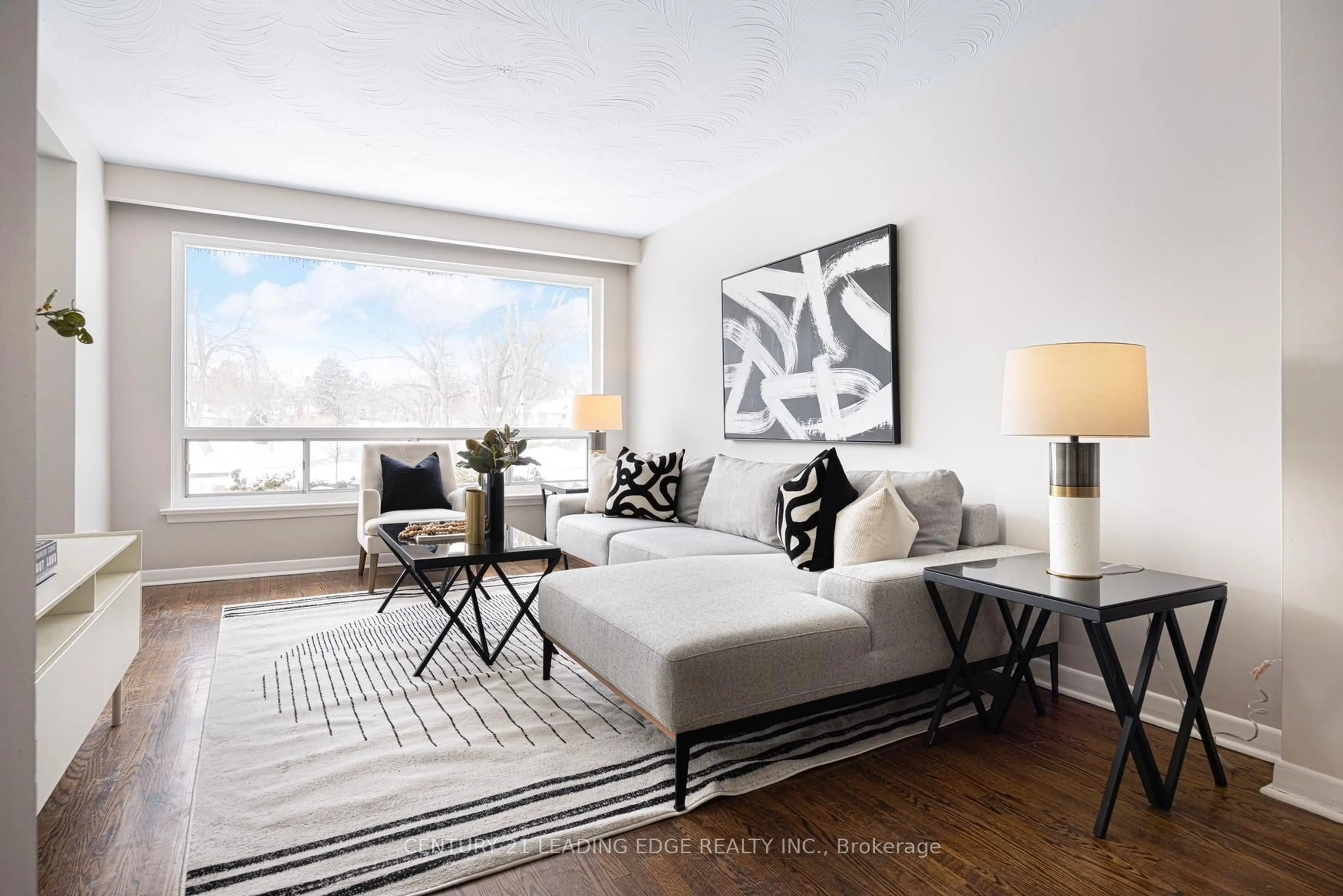 Living room with furniture, unknown for 79 TIVOLI Crt, Toronto Ontario M1E 2A6