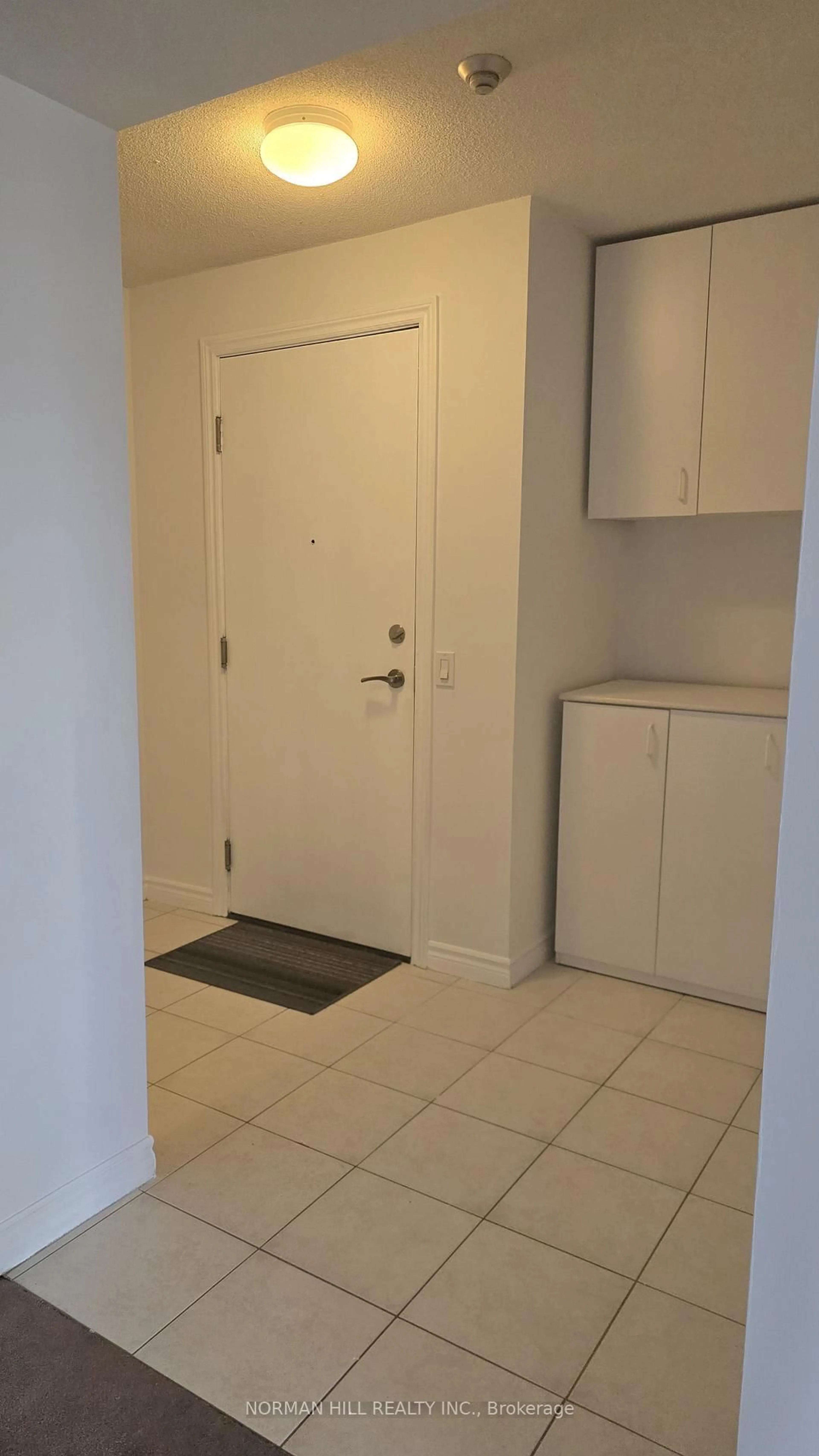 A pic of a room for 115 Omni Dr #306, Toronto Ontario M1P 5B4