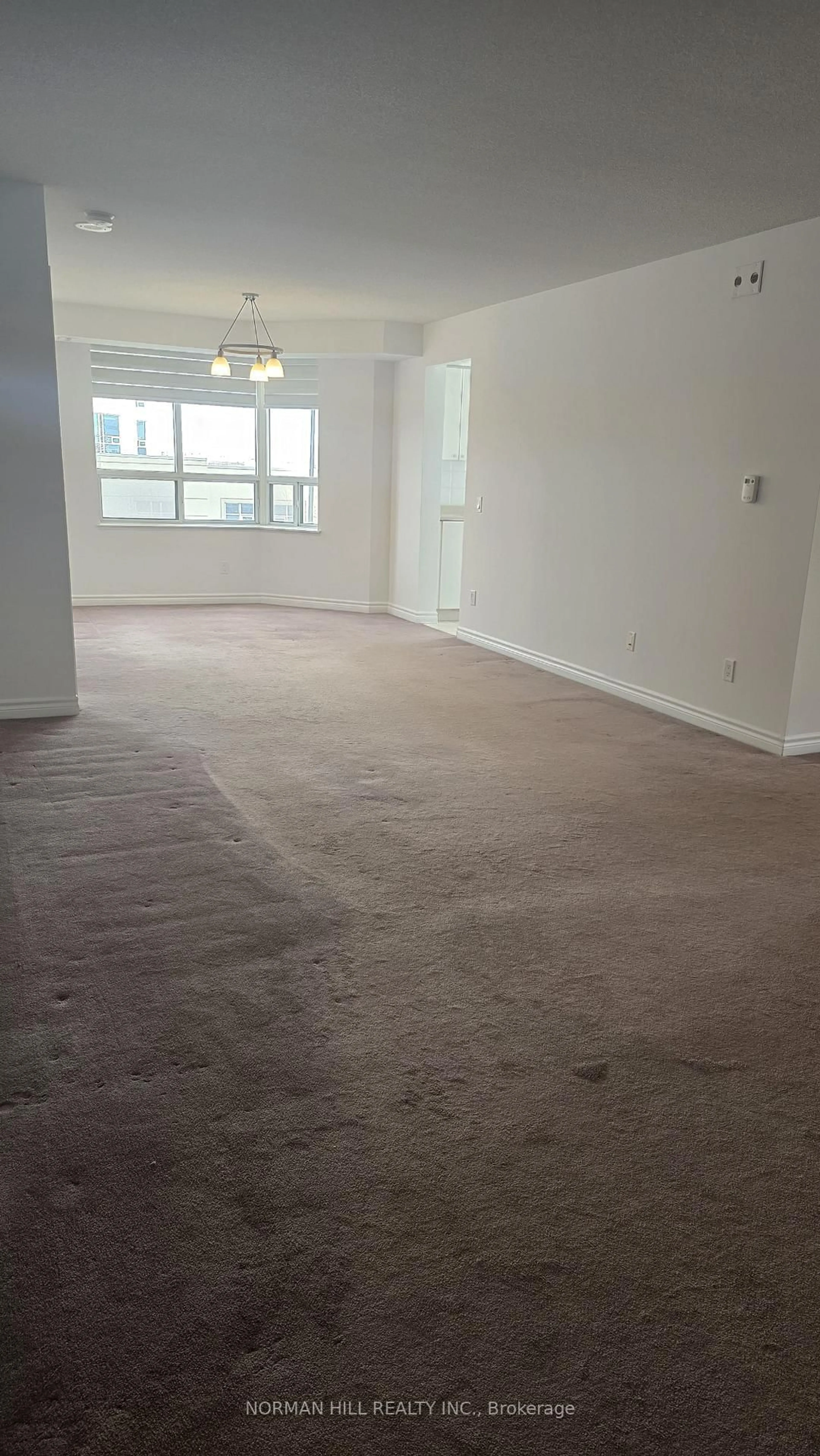 A pic of a room for 115 Omni Dr #306, Toronto Ontario M1P 5B4