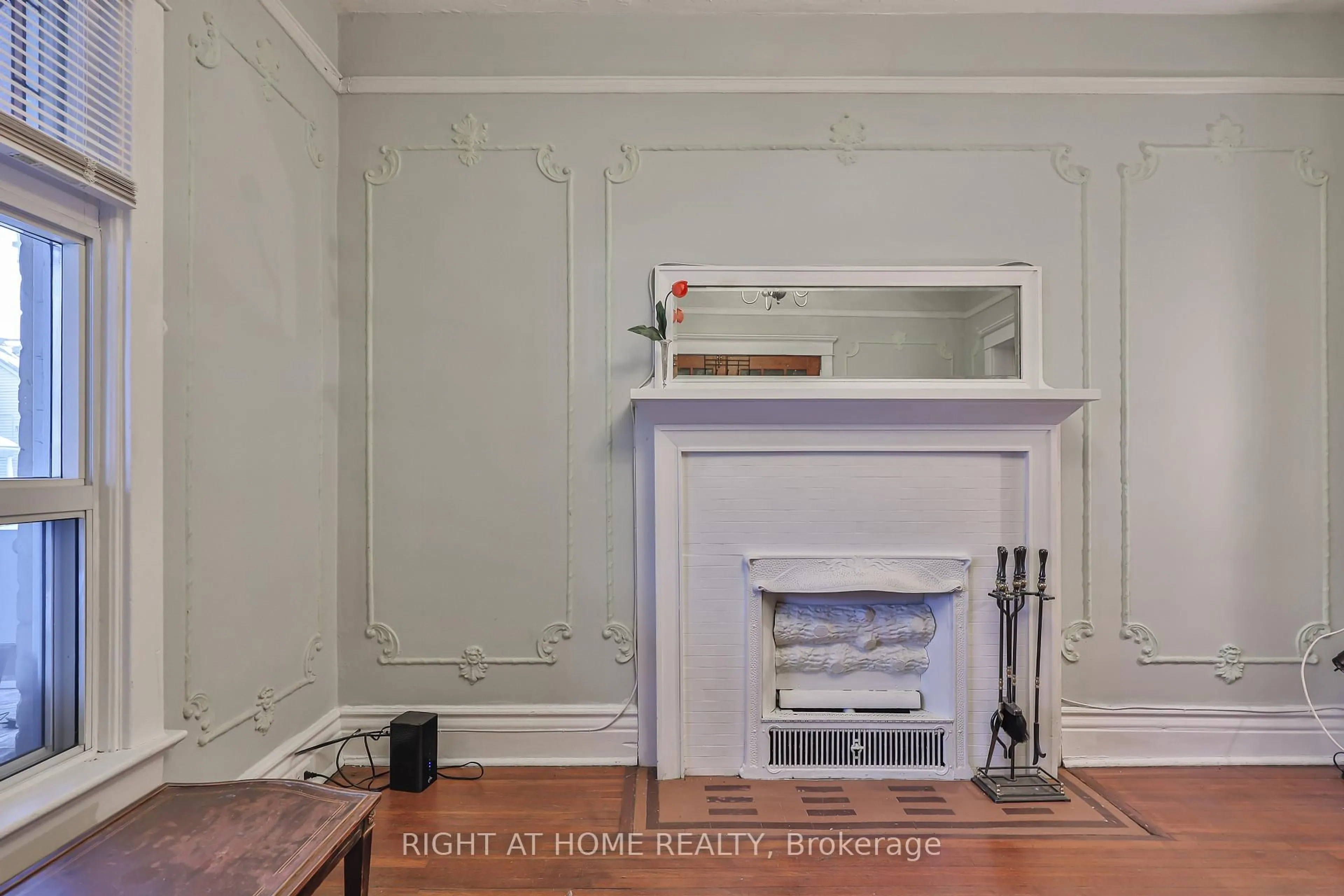 A pic of a room for 1448 Dundas St, Toronto Ontario M4M 1S8