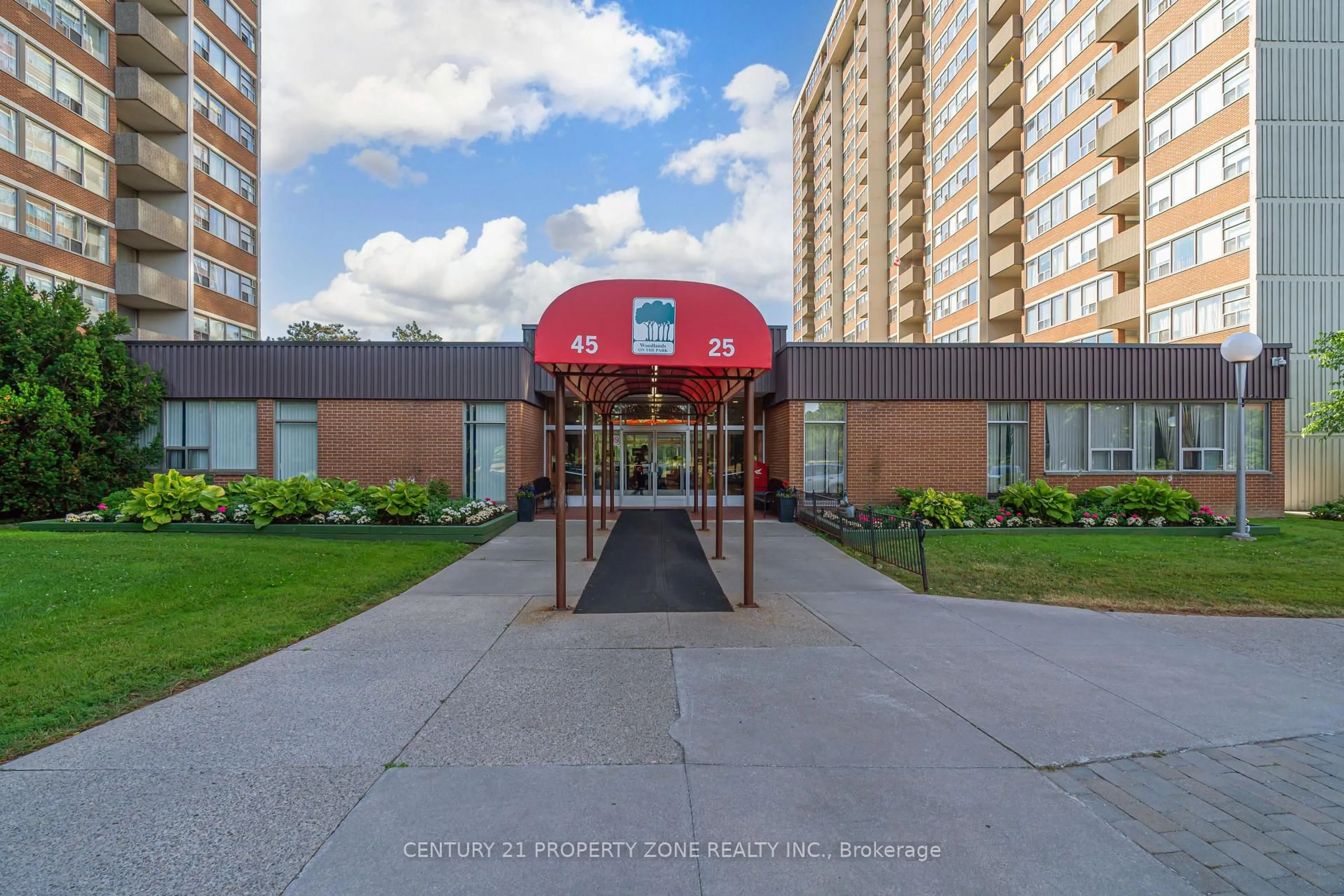 Indoor foyer for 45 Silver Springs Blvd #209, Toronto Ontario M1V 1R2