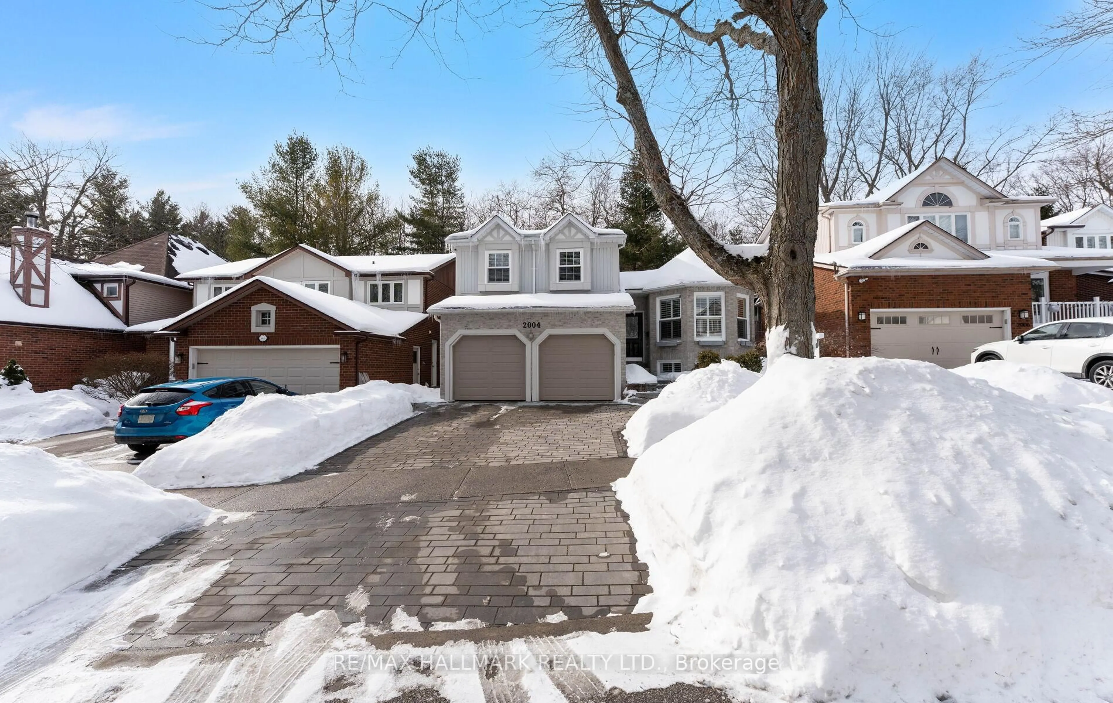 Unknown for 2004 Blairwood Crt, Pickering Ontario L1X 2S3