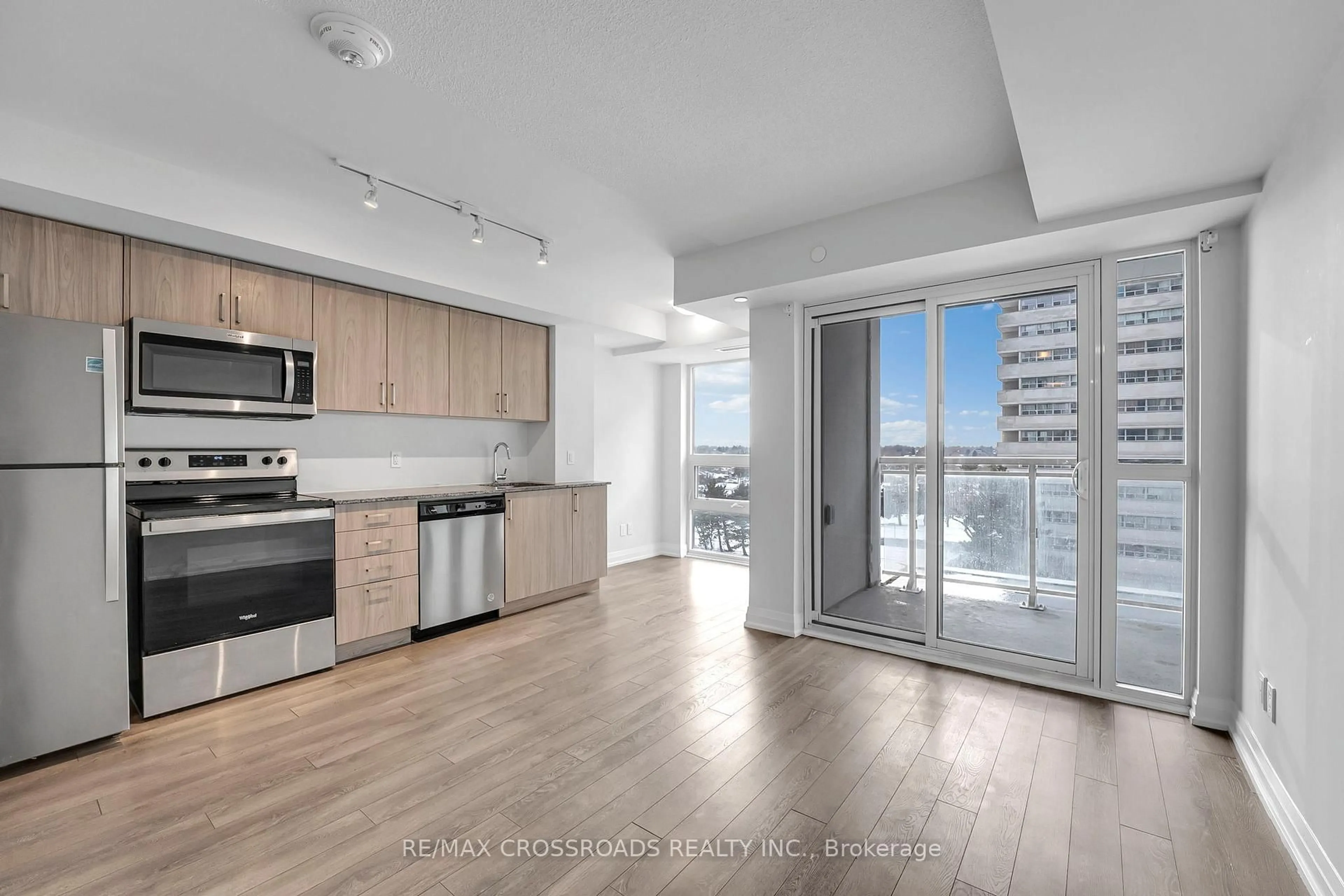 Open concept kitchen, unknown for 20 Meadowglen Pl #528, Toronto Ontario M1G 0A9