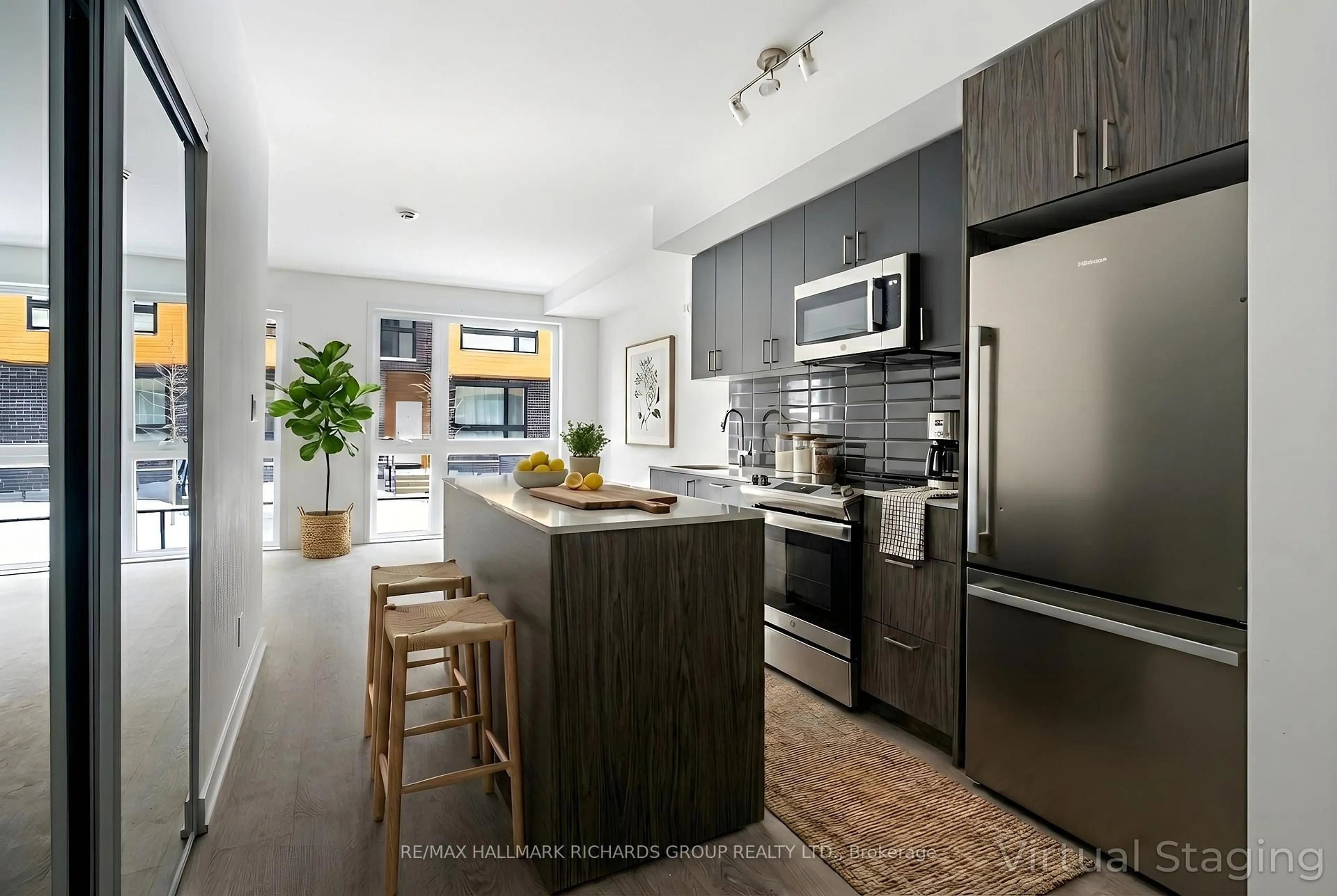 Open concept kitchen, unknown for 35 Birchcliff Ave #23, Toronto Ontario M1N 3C5