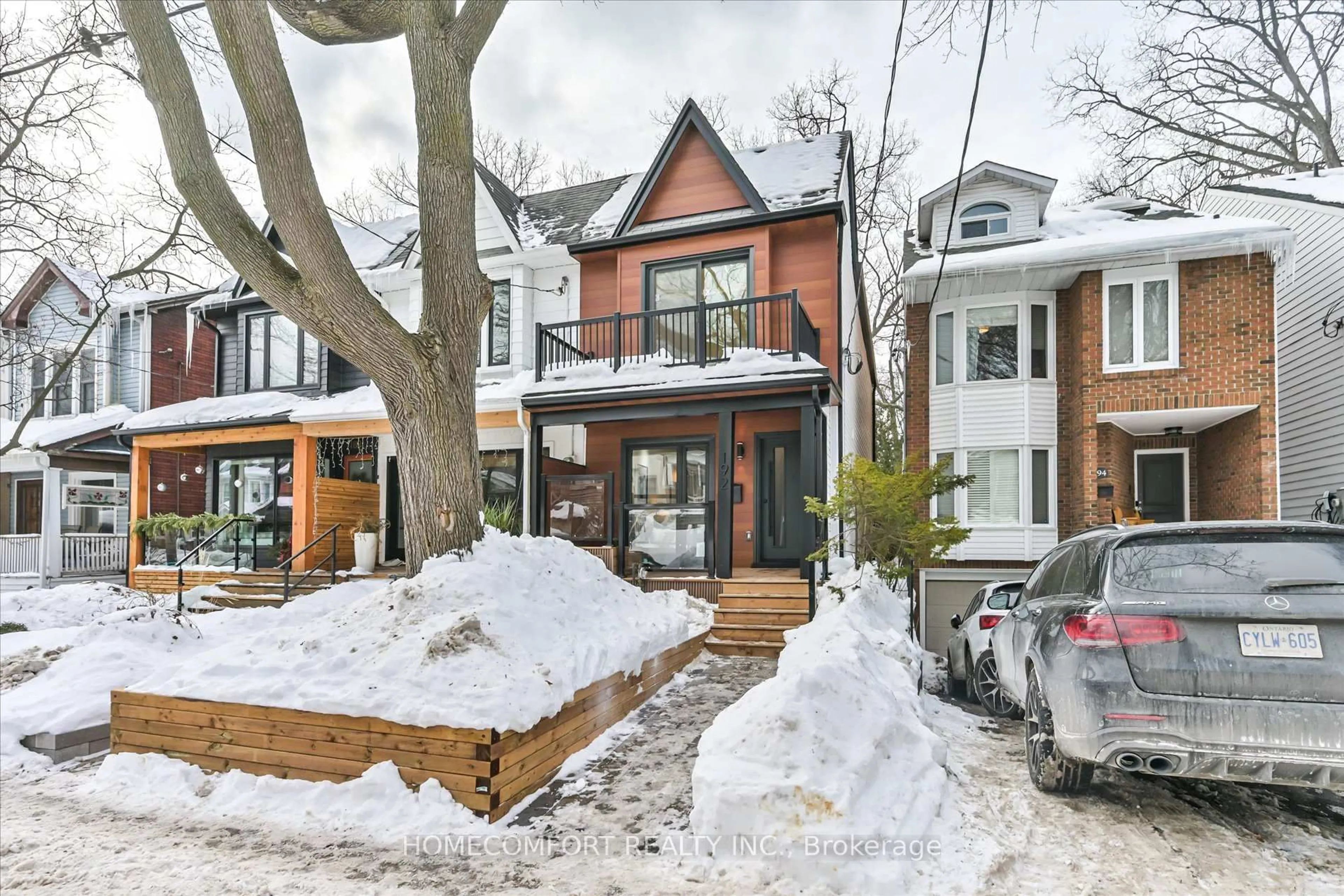 Home with brick exterior material, street for 192 Waverley Rd, Toronto Ontario M4L 3T3