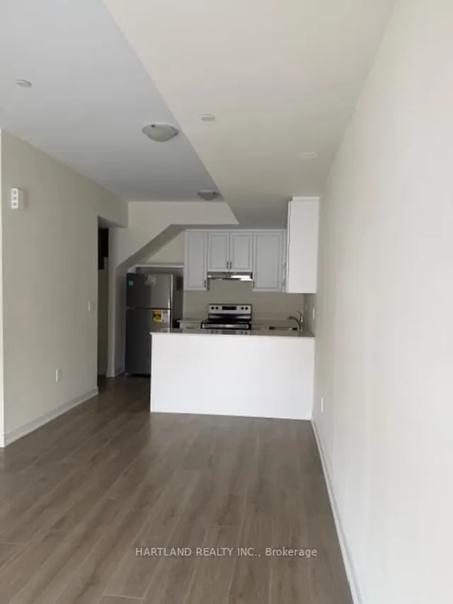 1695 Dersan St #223, Pickering 1