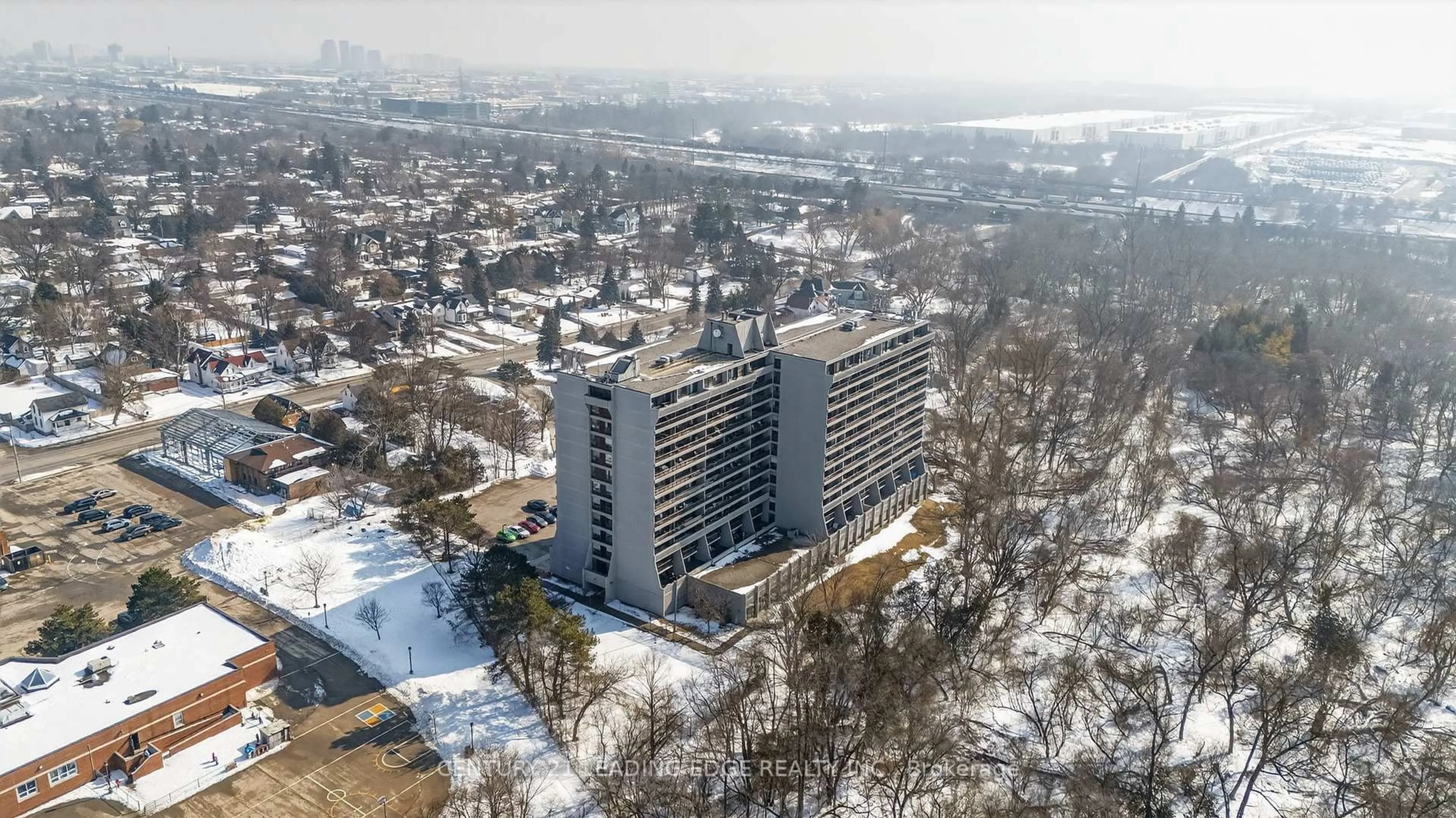A pic from outside/outdoor area/front of a property/back of a property/a pic from drone, city buildings view from balcony for 92 Church St #1010, Ajax Ontario L1S 6B4