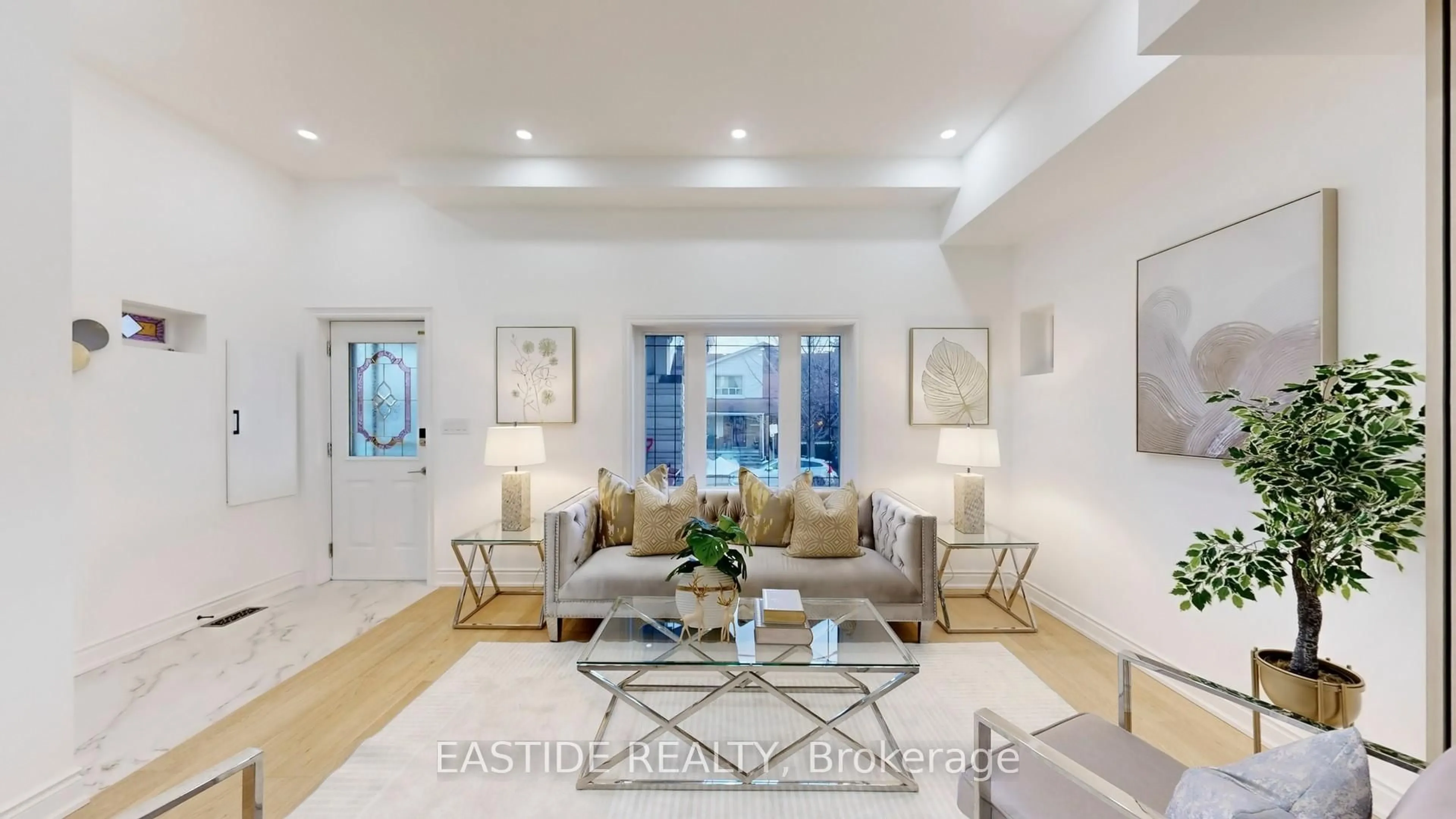 Living room with furniture, unknown for 202 Queensdale Ave, Toronto Ontario M4C 2A9