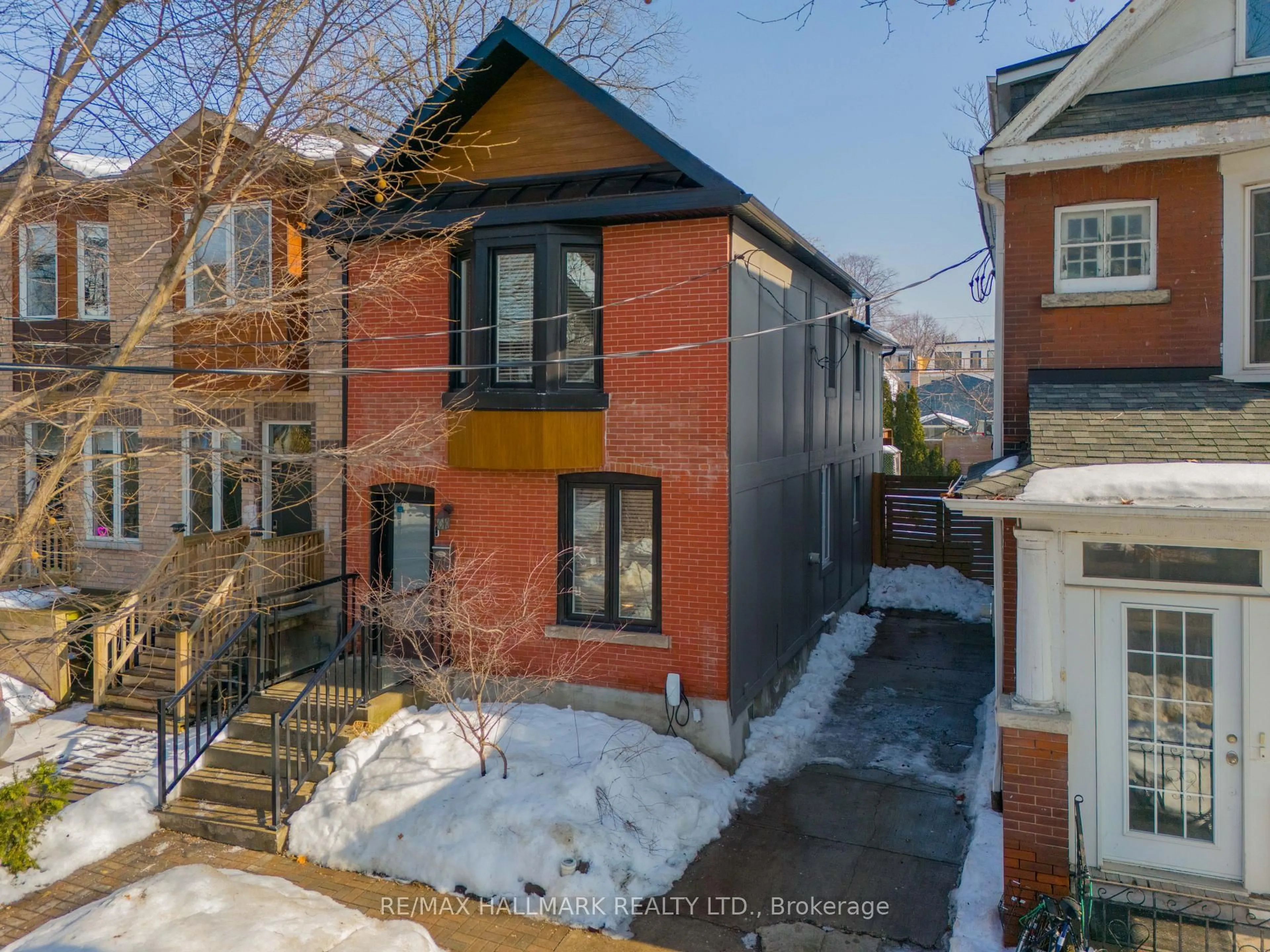 Home with brick exterior material, street for 71 Ashdale Ave, Toronto Ontario M4L 2Y6