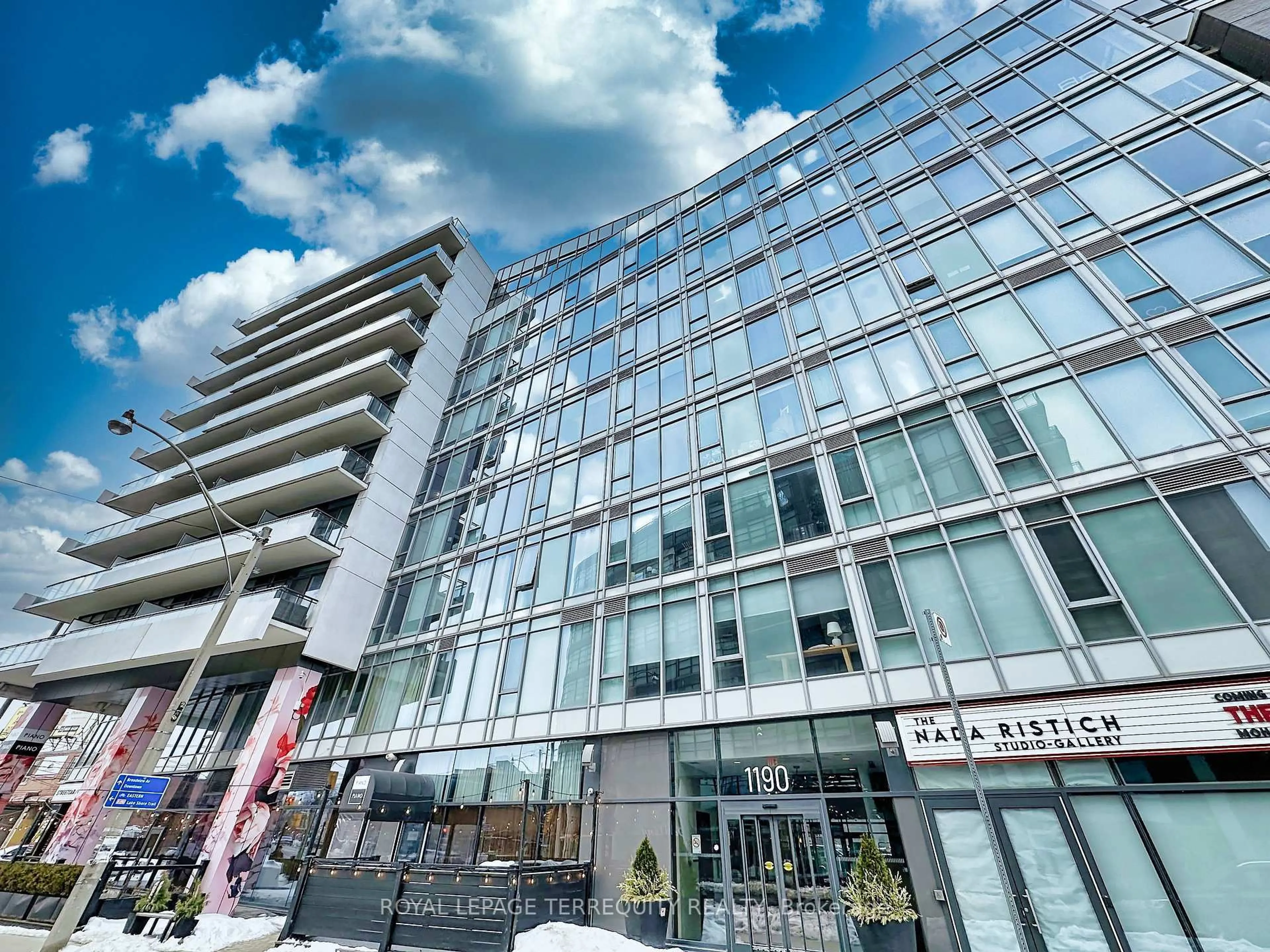 Unknown for 1190 Dundas St #510, Toronto Ontario M4M 0C5