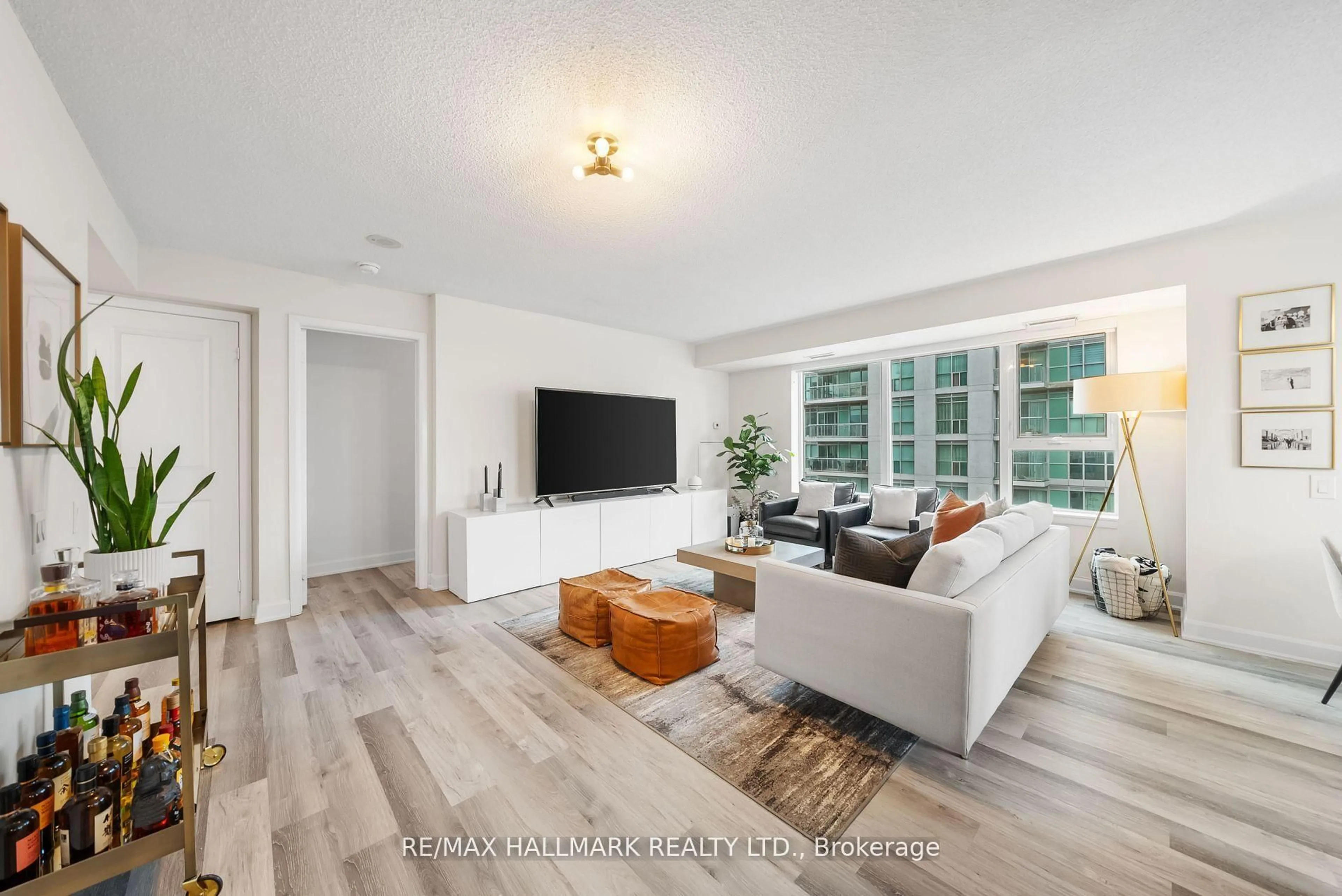 Living room with furniture, unknown for 25 Town Centre Crt #3110, Toronto Ontario M1P 0B4