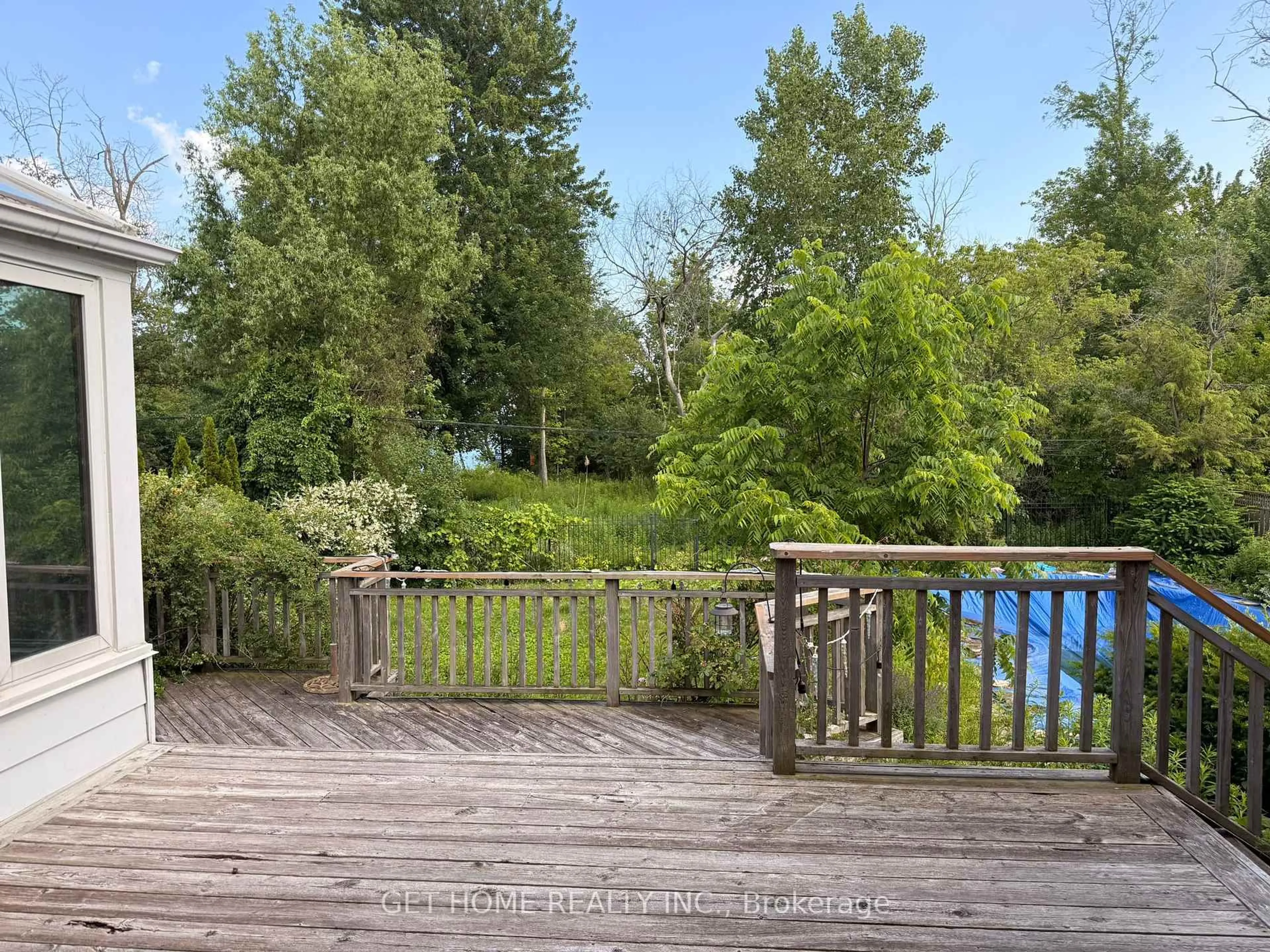 A pic from outside/outdoor area/front of a property/back of a property/a pic from drone, water/lake/river/ocean view for 11 South Marine Dr, Toronto Ontario M1E 1A1