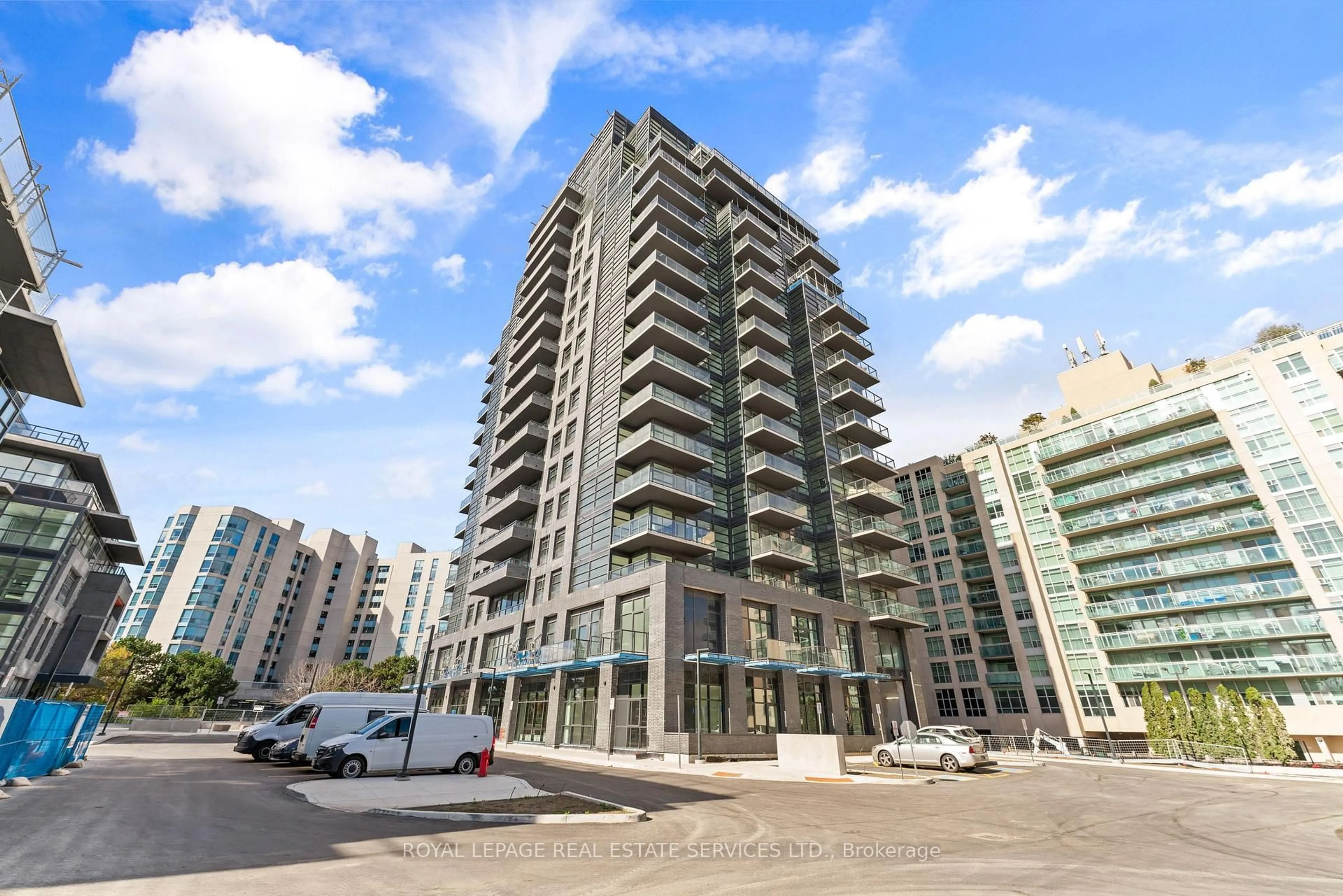 Unknown for 1606 Charles St #601, Whitby Ontario L1N 0P1