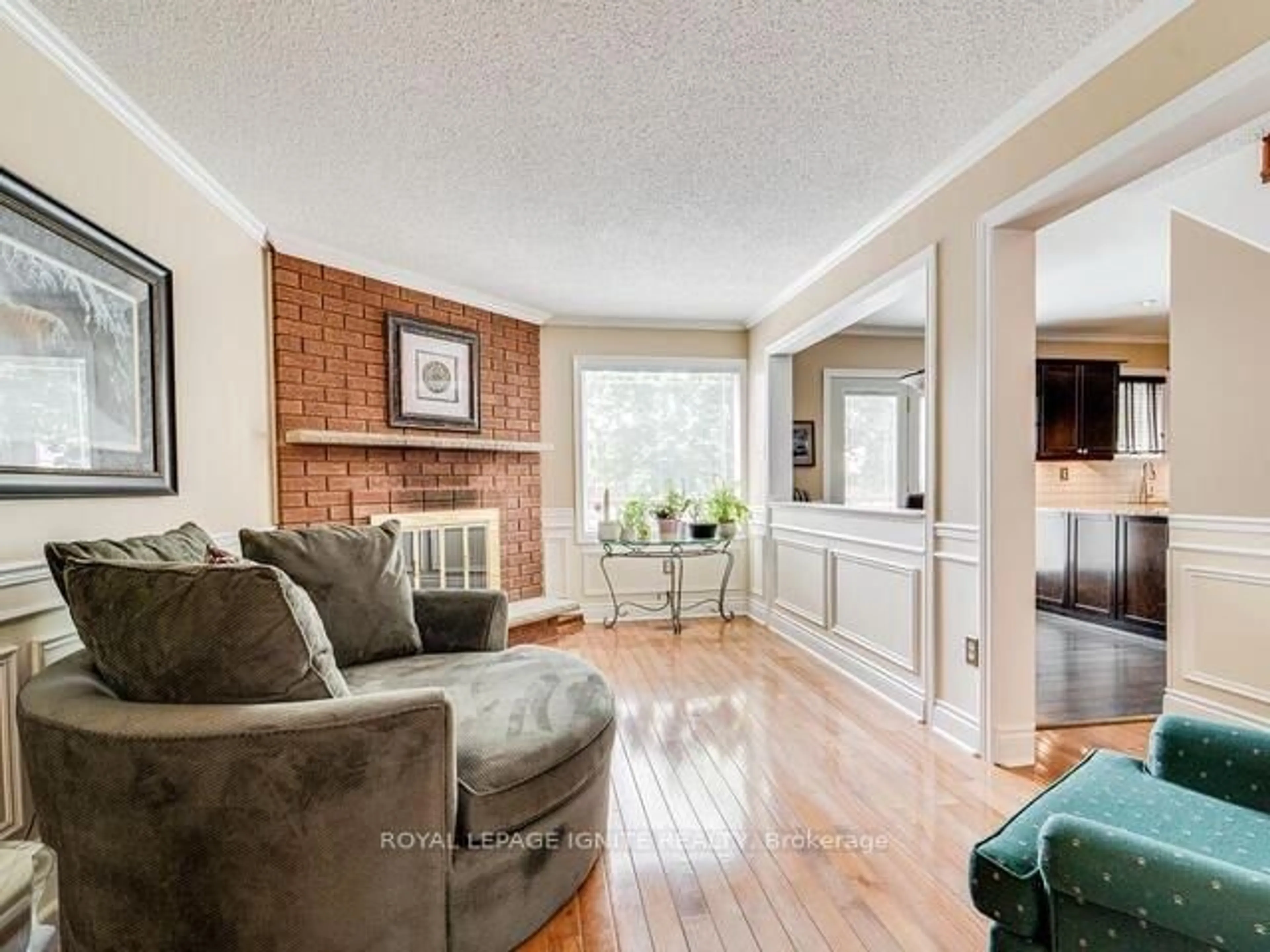 Living room with furniture, unknown for 1144 Thimbleberry Circ, Oshawa Ontario L1K 2H1