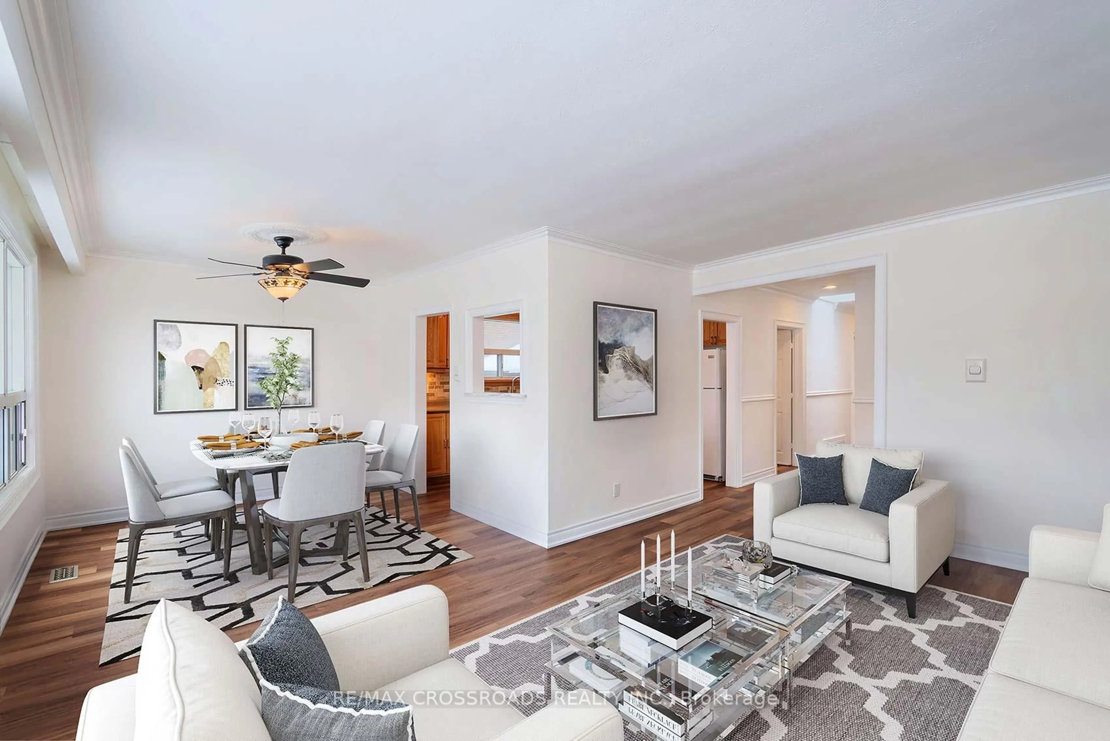 Living room with furniture, unknown for 11 Brightside Dr, Toronto Ontario M1E 3Y8