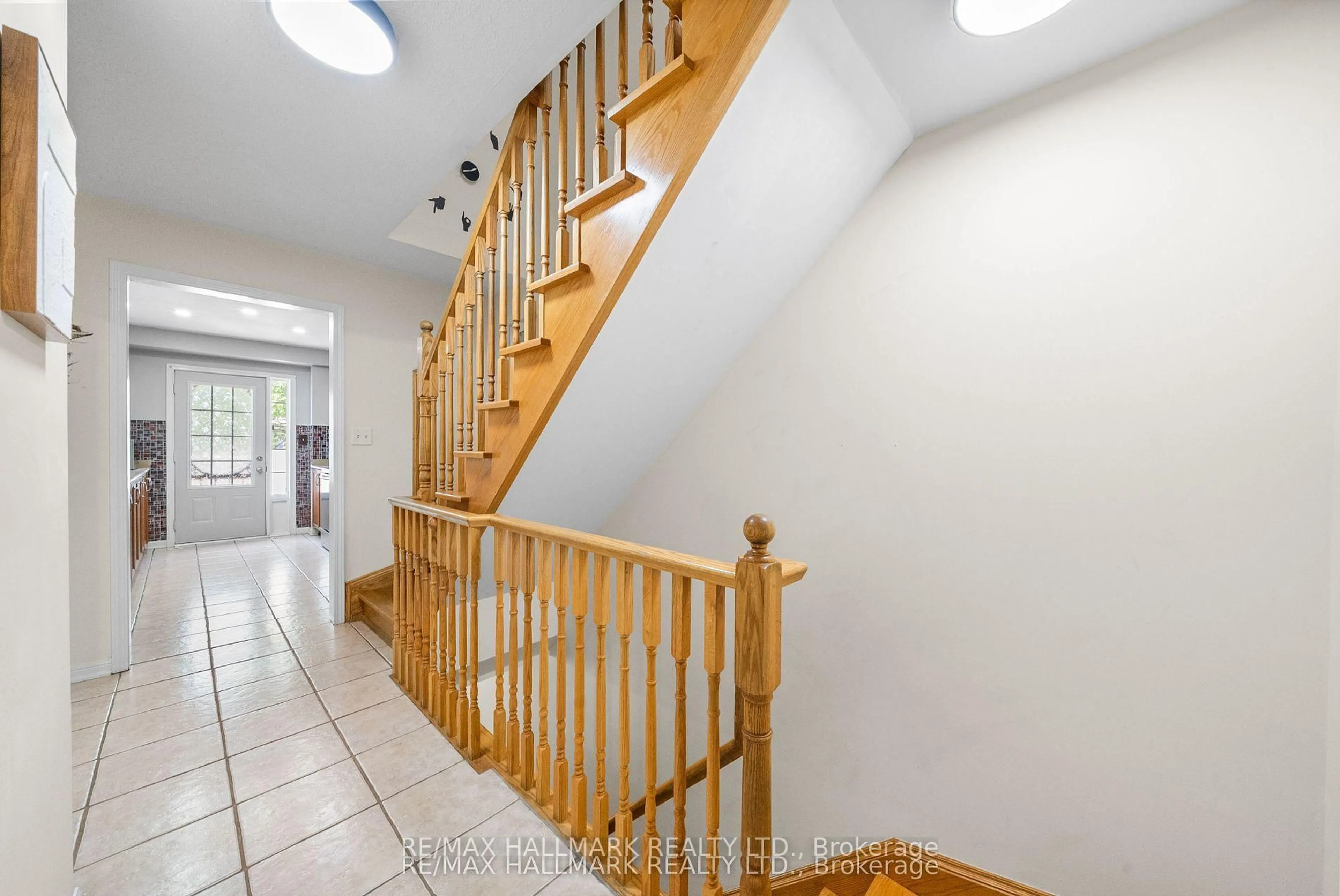 Unknown for 15 Snowgoose Terr, Toronto Ontario M1B 0A9