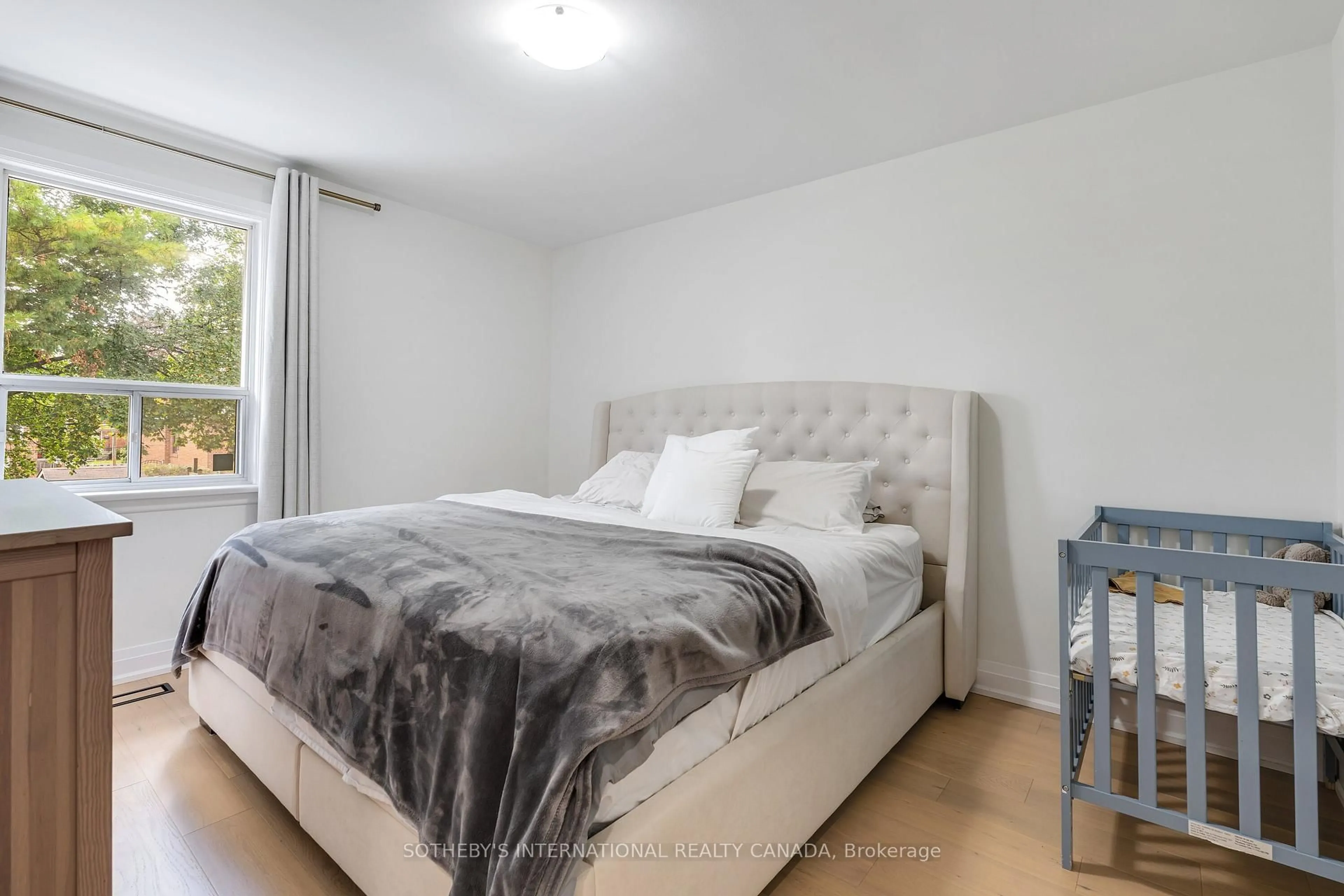 Bedroom with bed, unknown for 38 Vauxhall Dr, Toronto Ontario M1P 1P7