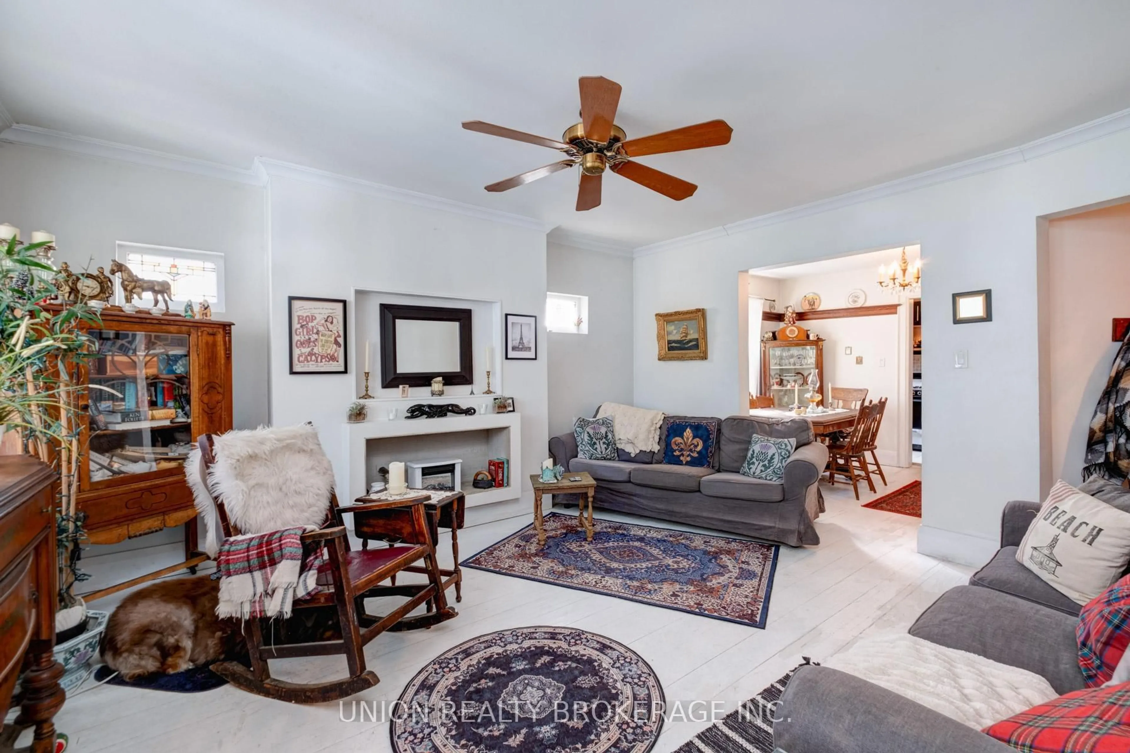 Living room with furniture, unknown for 40 Glen Manor Dr, Toronto Ontario M4E 2X2