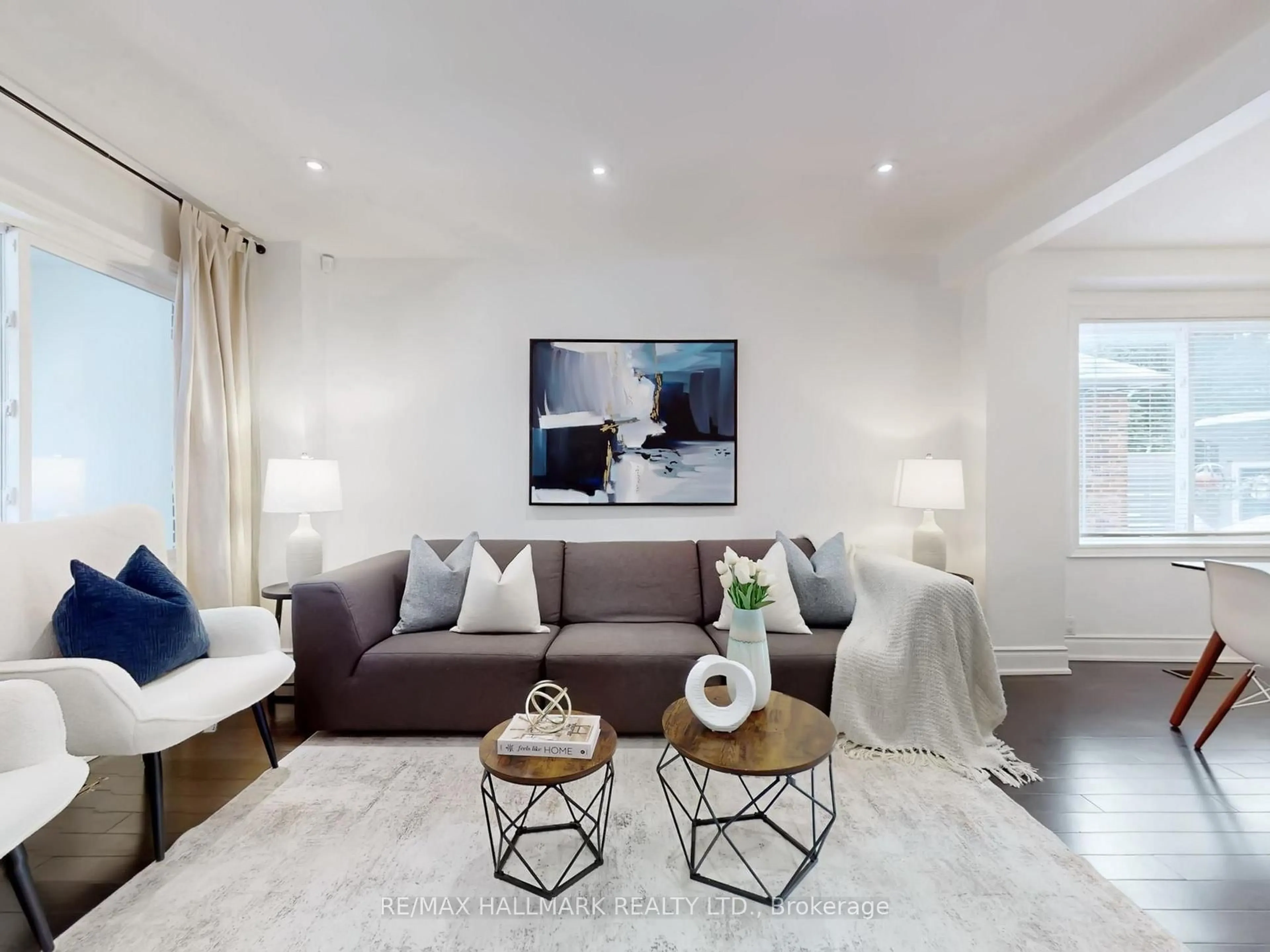 Living room with furniture, unknown for 115 Hiltz Ave, Toronto Ontario M4L 2N7