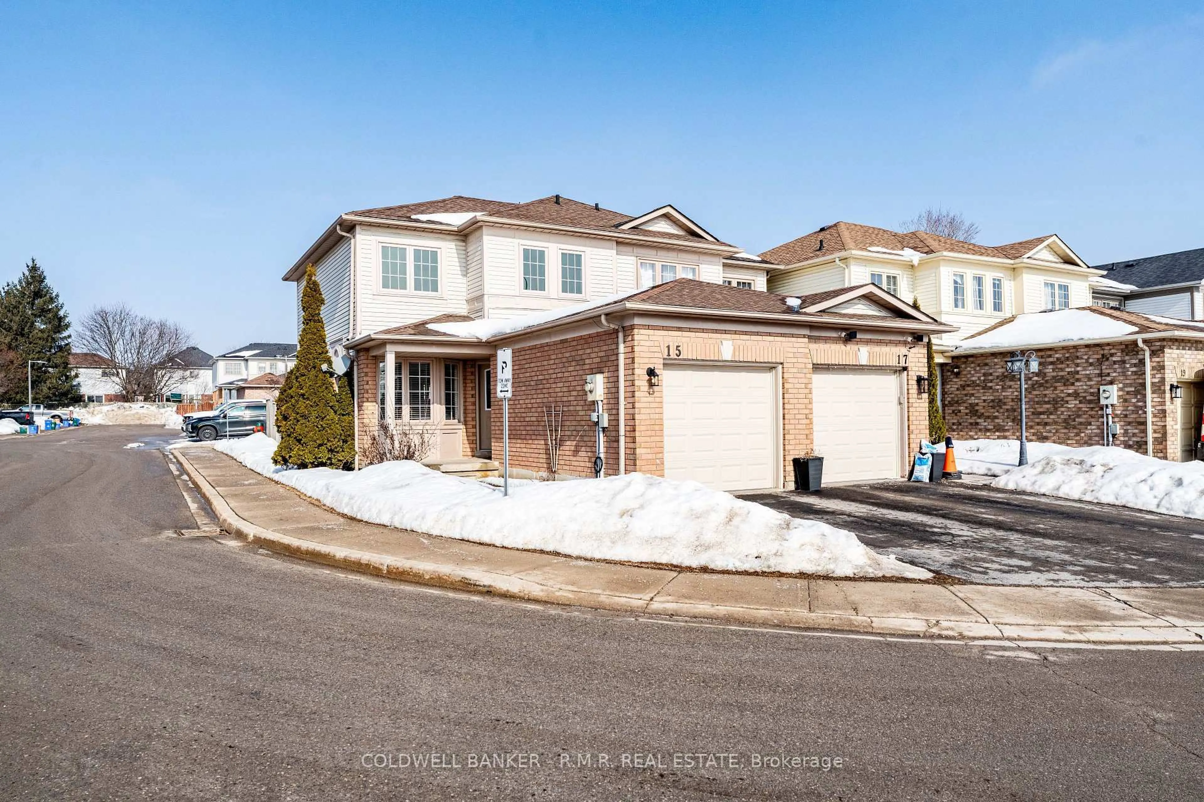 Home with brick exterior material, street for 15 Greengrove Way, Whitby Ontario L1R 2N4