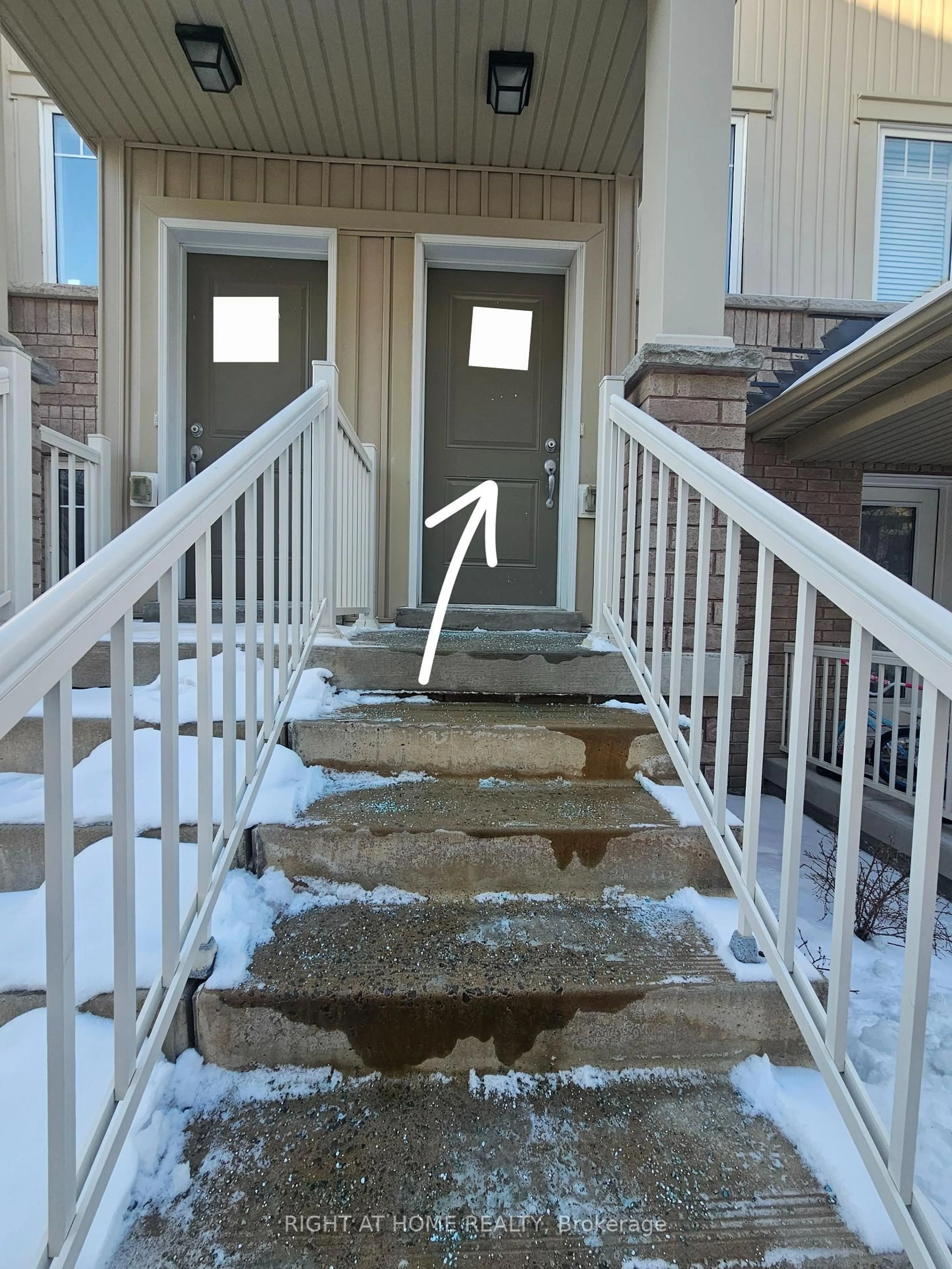 Stairs for 2500 HILL RISE Crt #75, Oshawa Ontario L1L 0M6