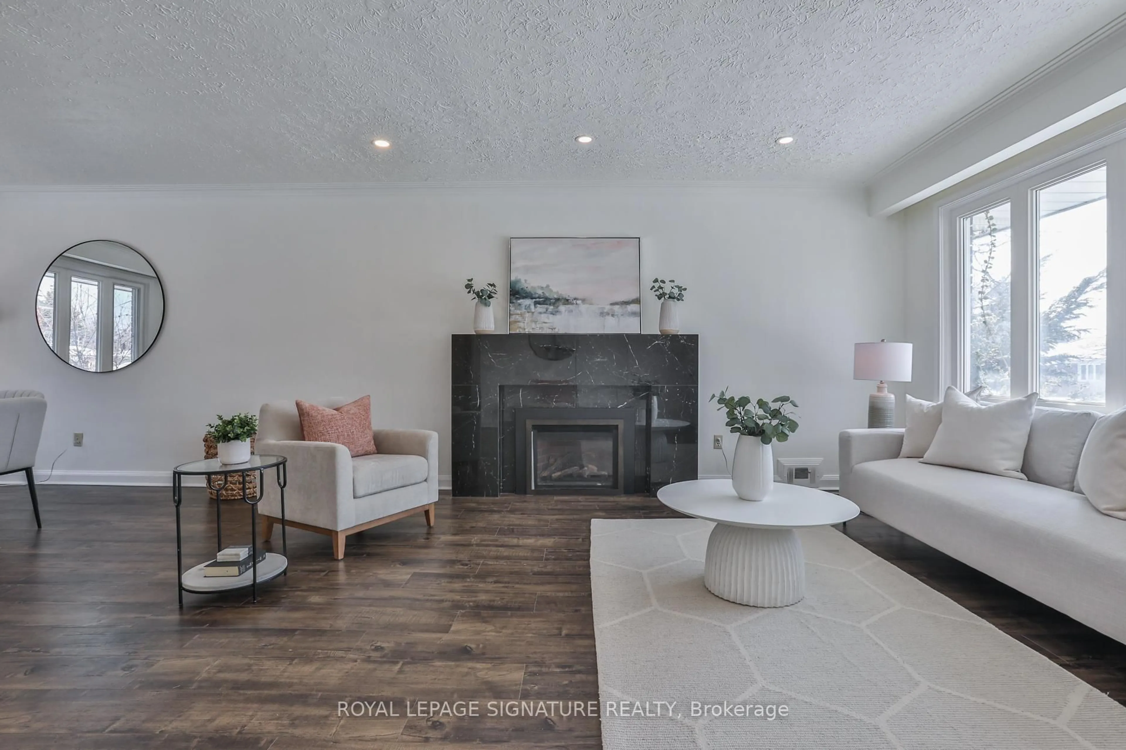 Living room with furniture, unknown for 27 Lejune Rd, Toronto Ontario M1T 2S6