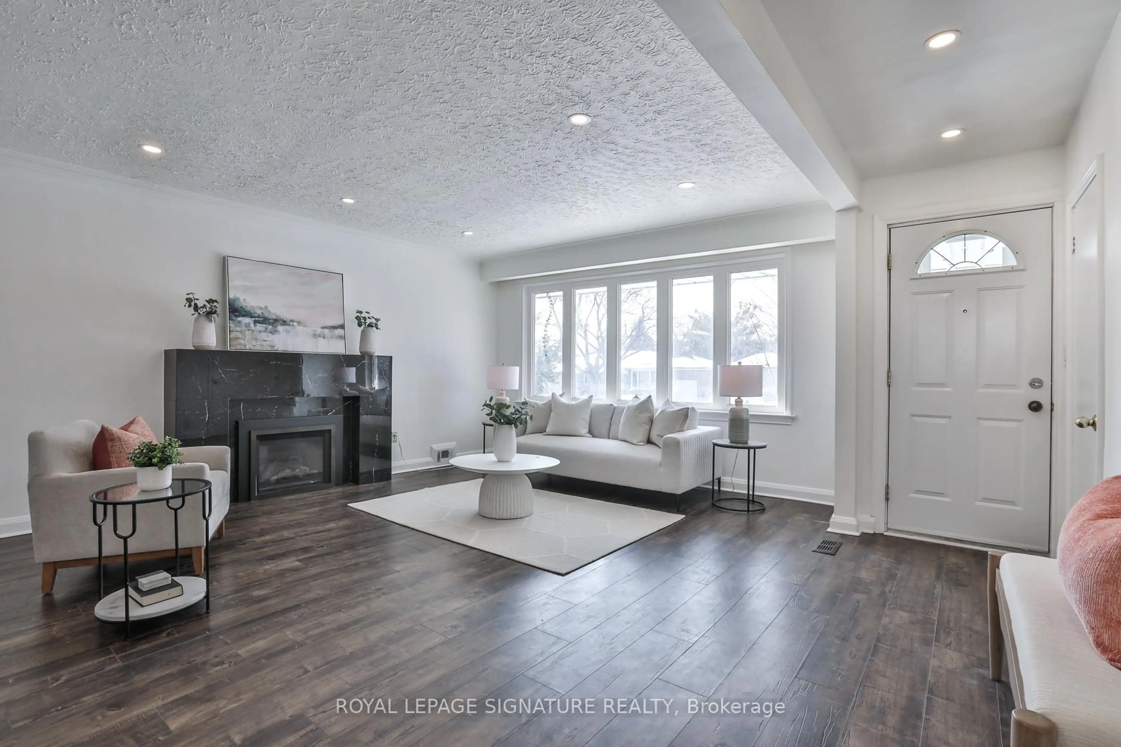 Living room with furniture, unknown for 27 Lejune Rd, Toronto Ontario M1T 2S6