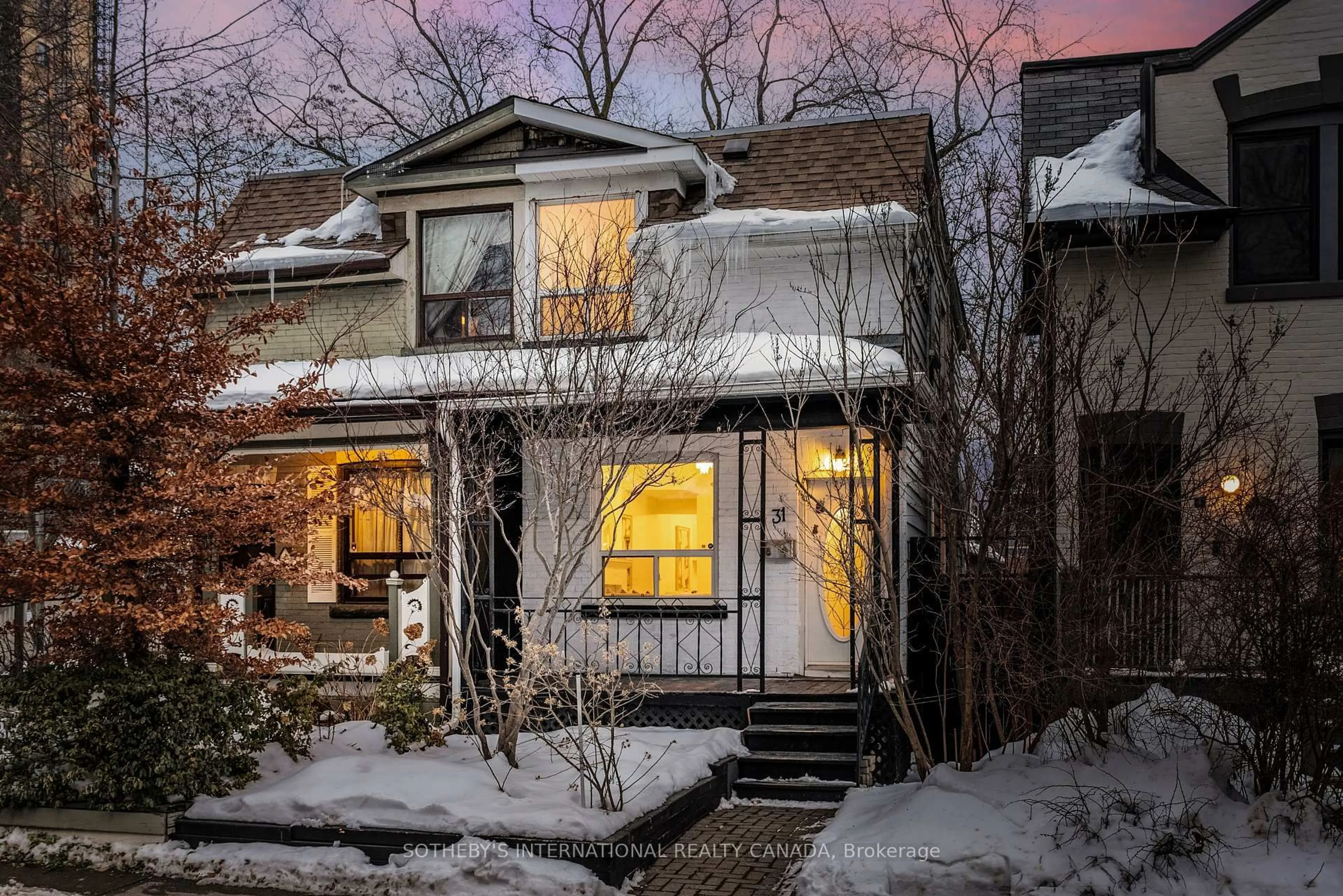 Unknown for 31 Tiverton Ave, Toronto Ontario M4M 2M1