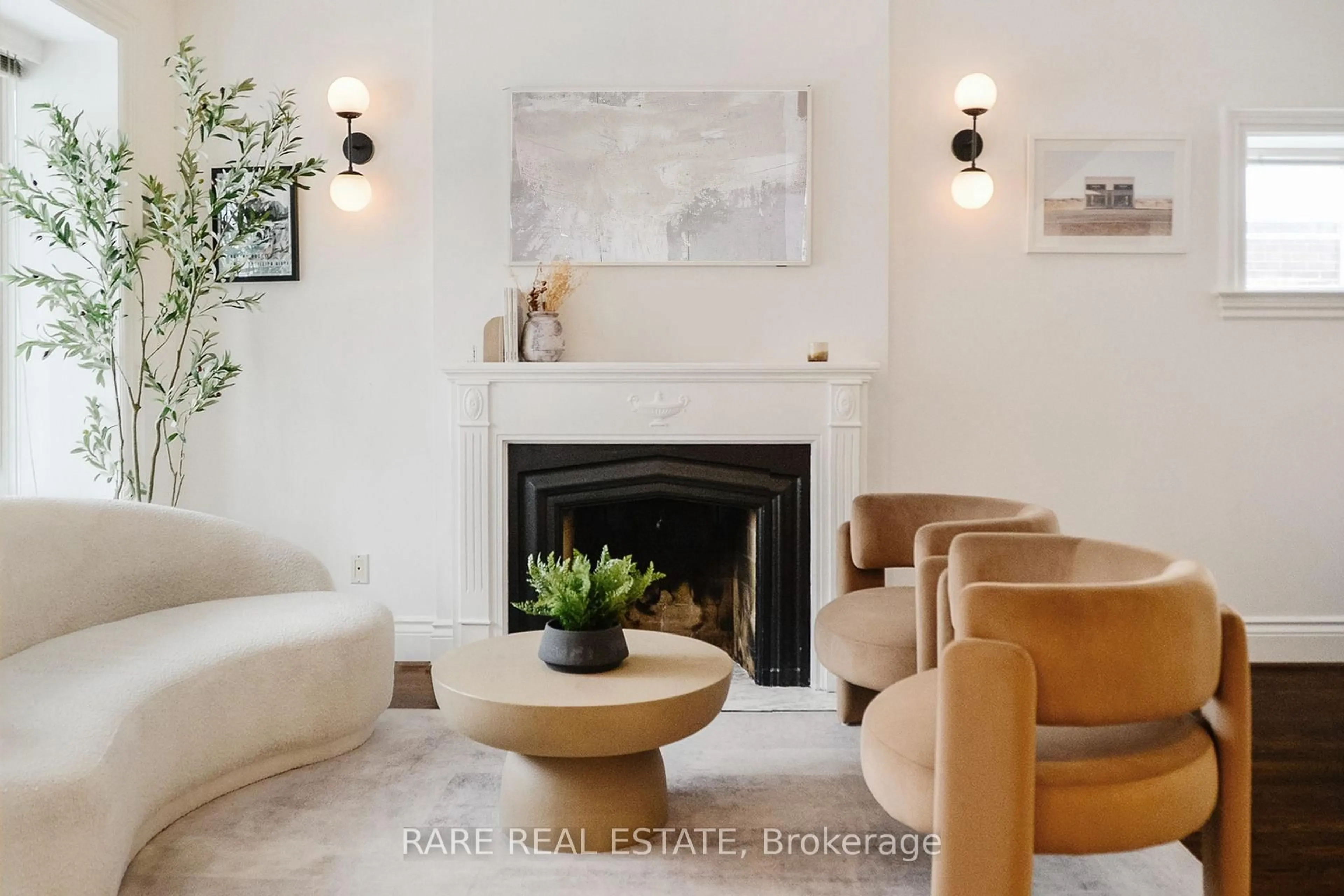 Living room with furniture, unknown for 33 Red Deer Ave, Toronto Ontario M1N 2Z1