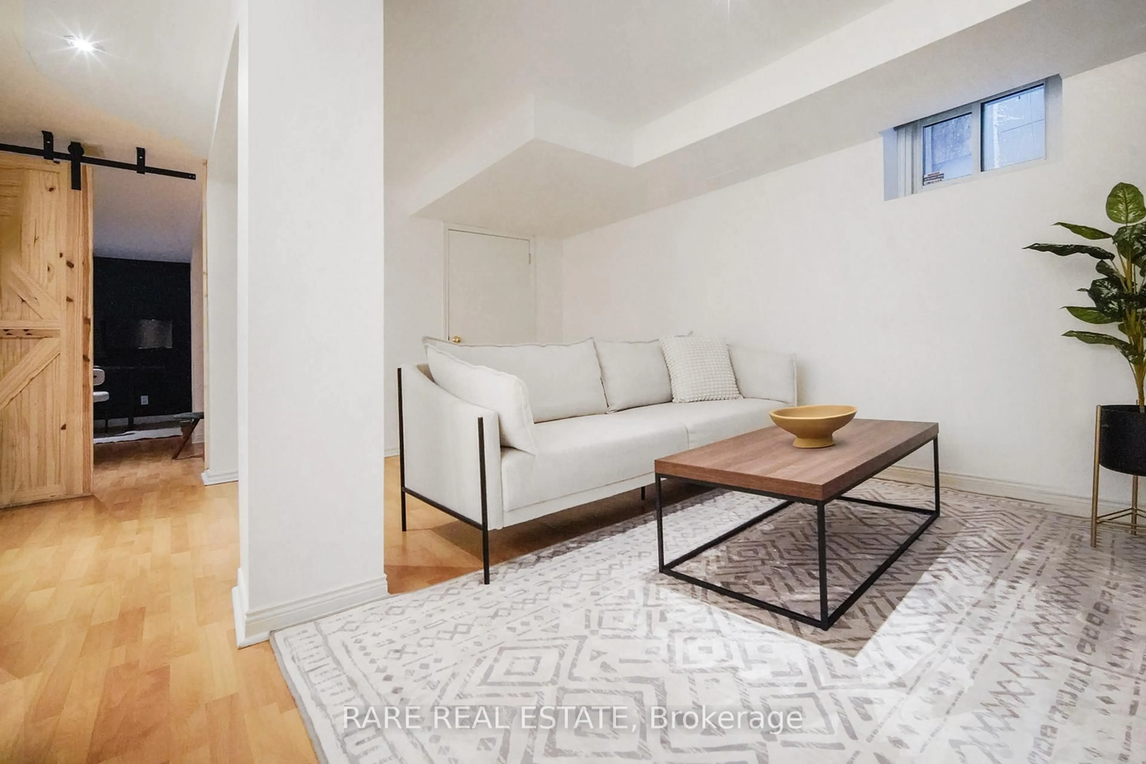 Living room with furniture, unknown for 33 Red Deer Ave, Toronto Ontario M1N 2Z1