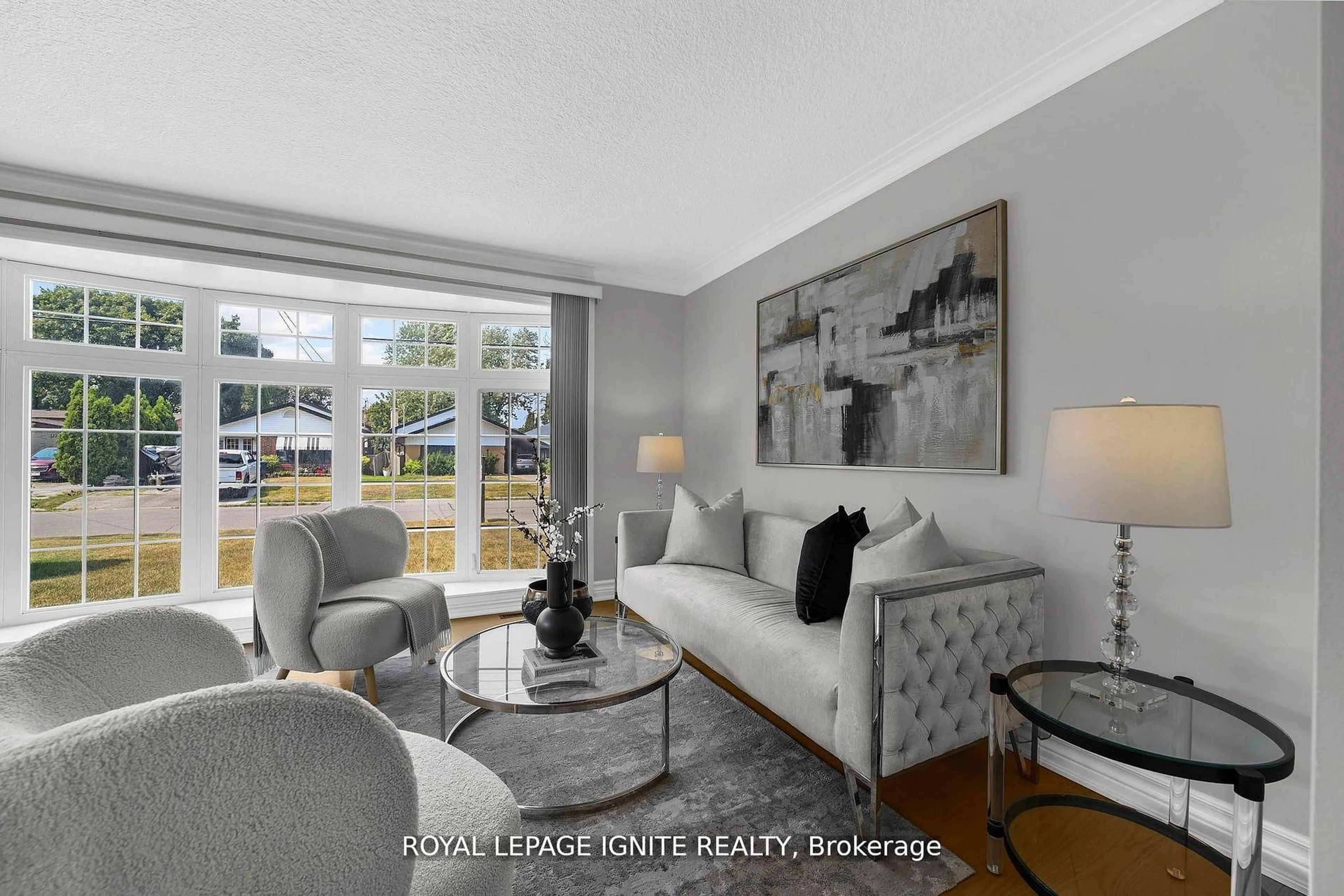 Living room with furniture, unknown for 47 Deerfield Rd, Toronto Ontario M1K 4X2