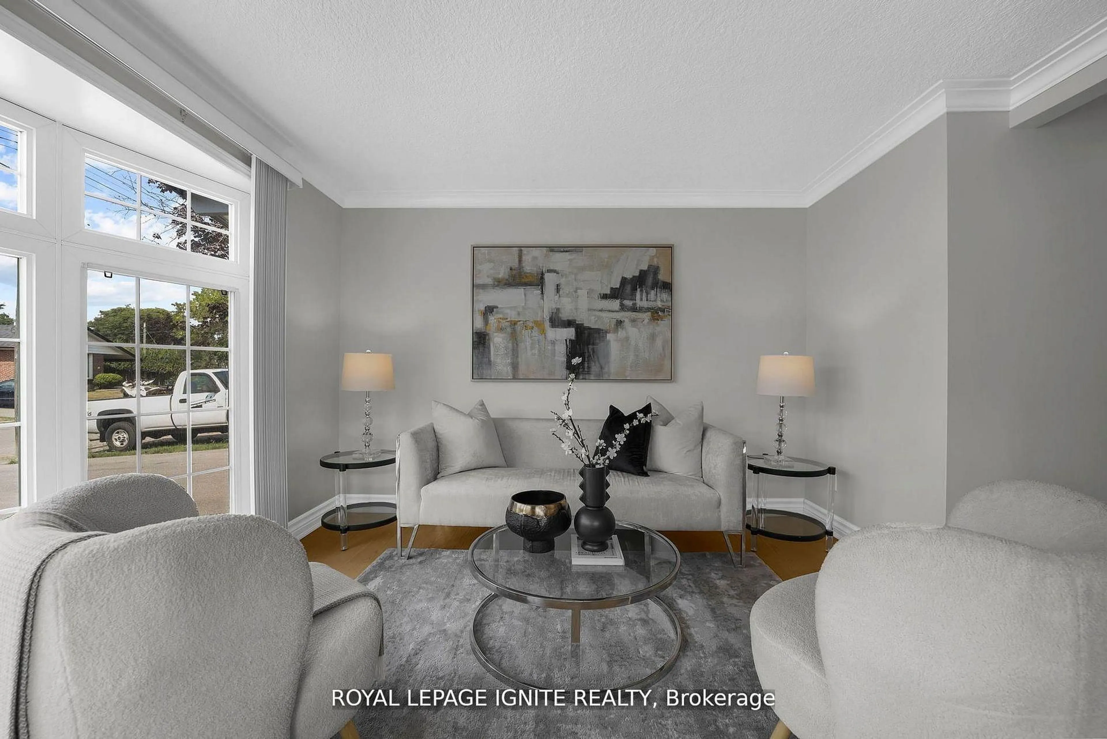 Living room with furniture, unknown for 47 Deerfield Rd, Toronto Ontario M1K 4X2