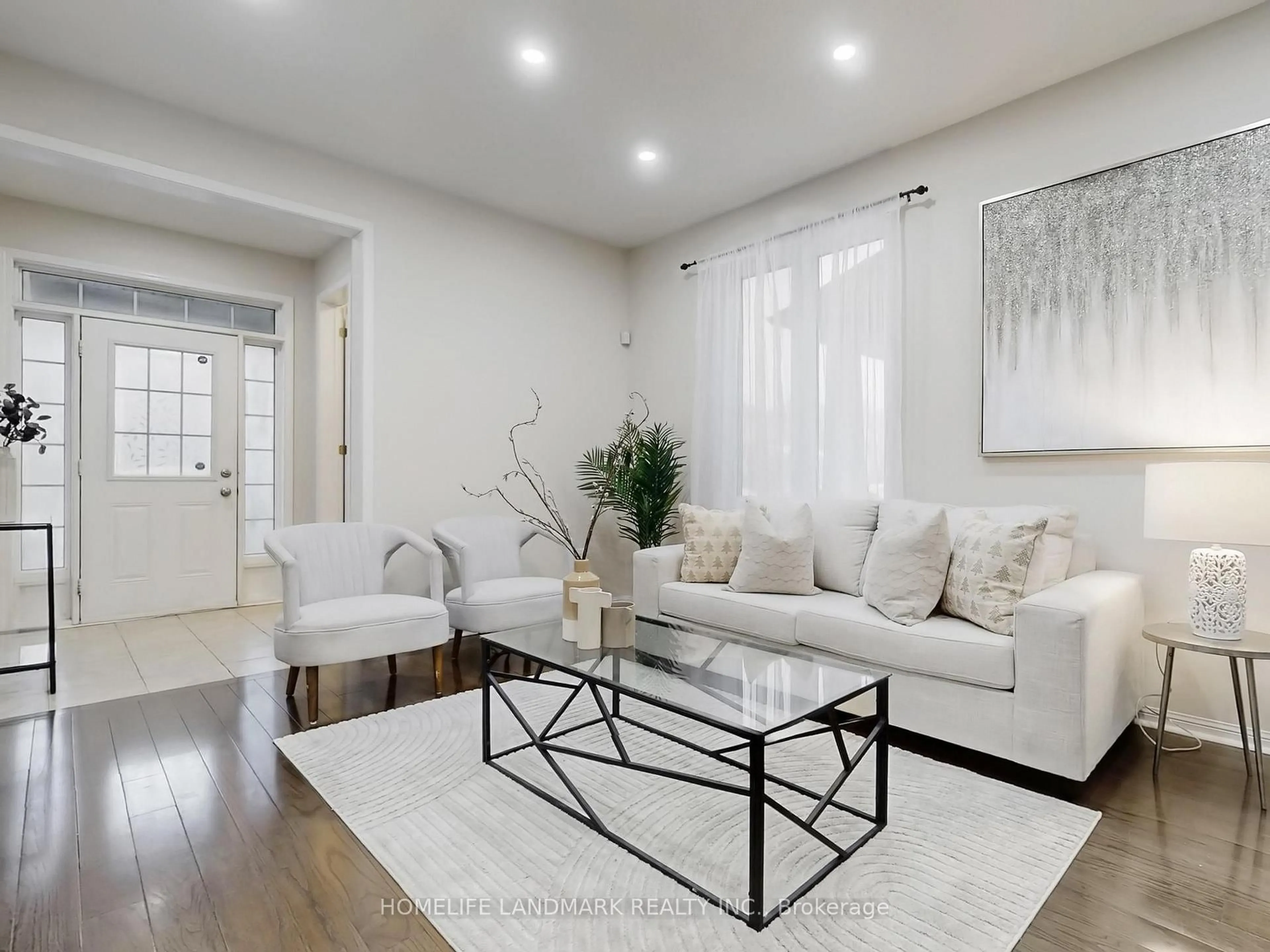 Living room with furniture, unknown for 1846 Misthollow Dr, Pickering Ontario L1X 0A8