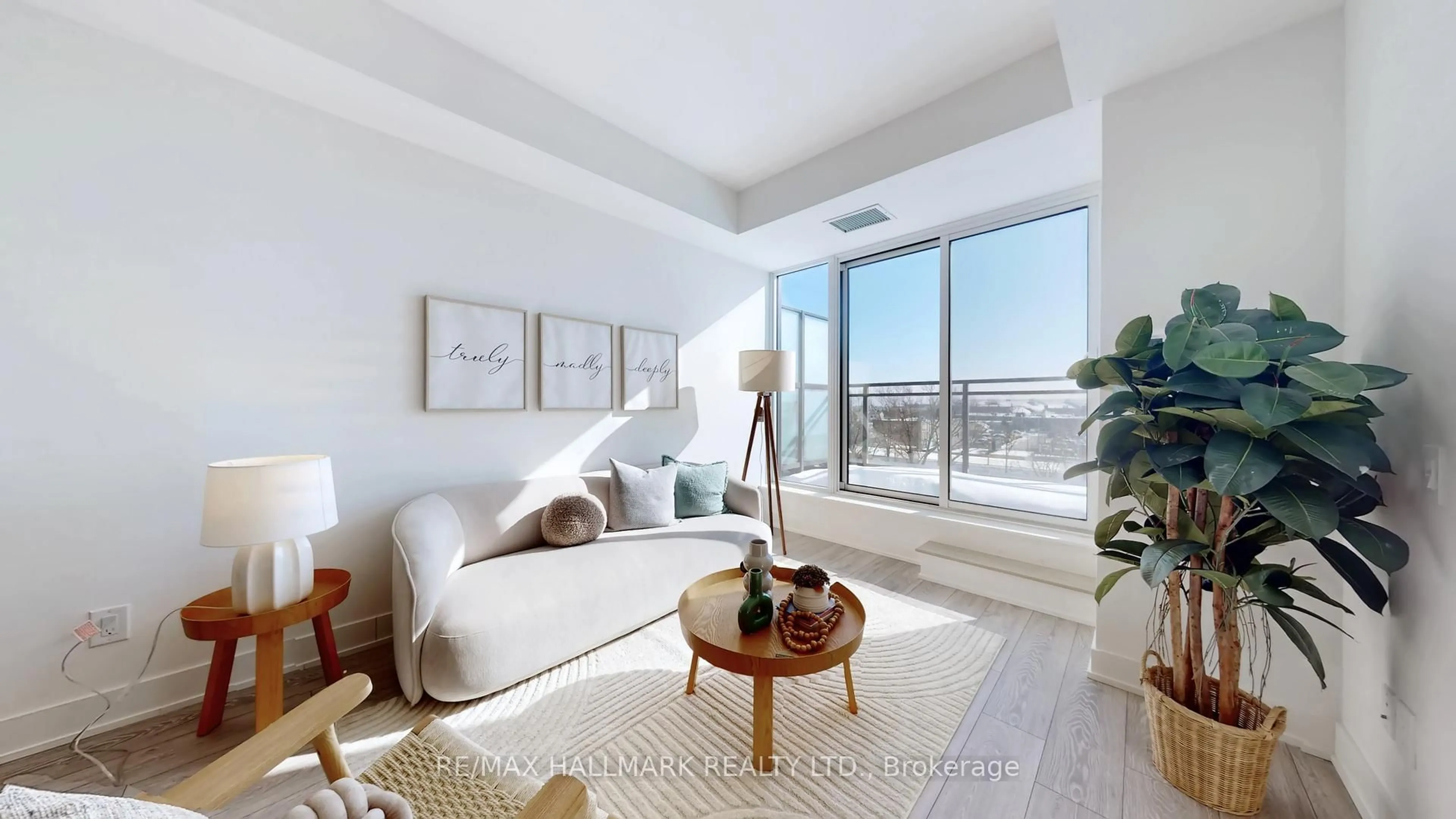 Living room with furniture, unknown for 1285 Queen St #512, Toronto Ontario M4L 1C2