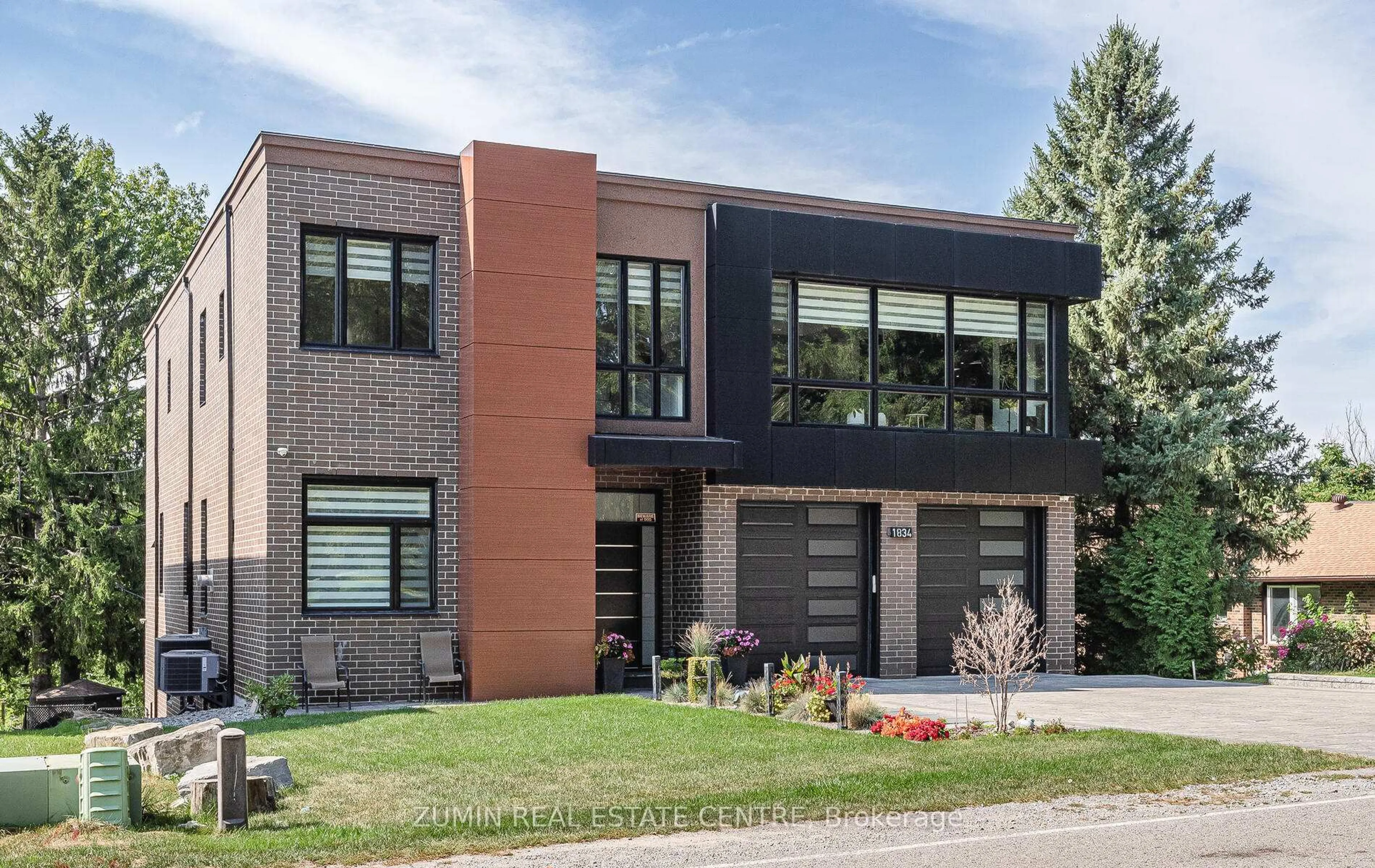 Home with brick exterior material, street for 1834 Appleview Rd, Pickering Ontario L1V 1T8